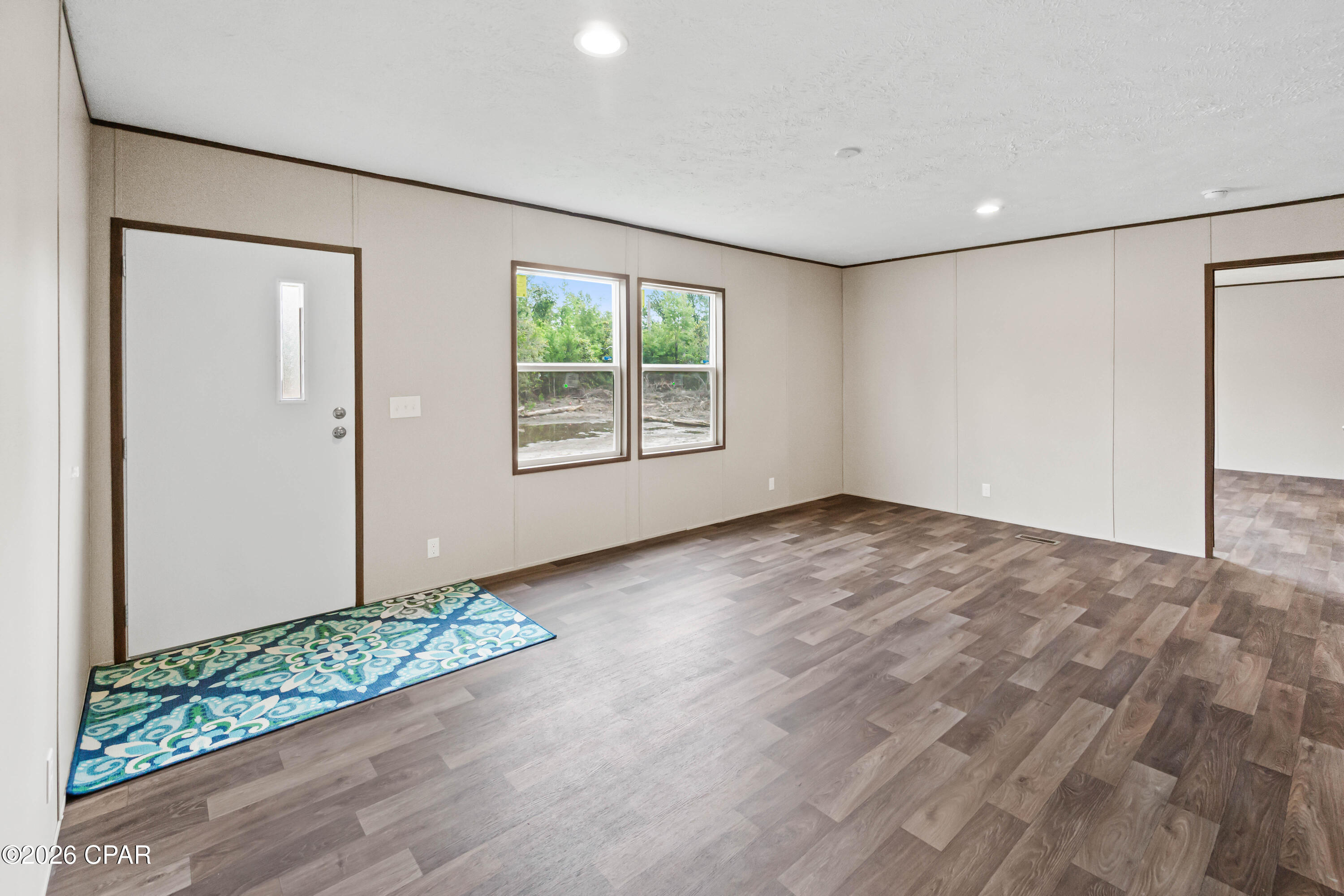 5557 Hwy 90