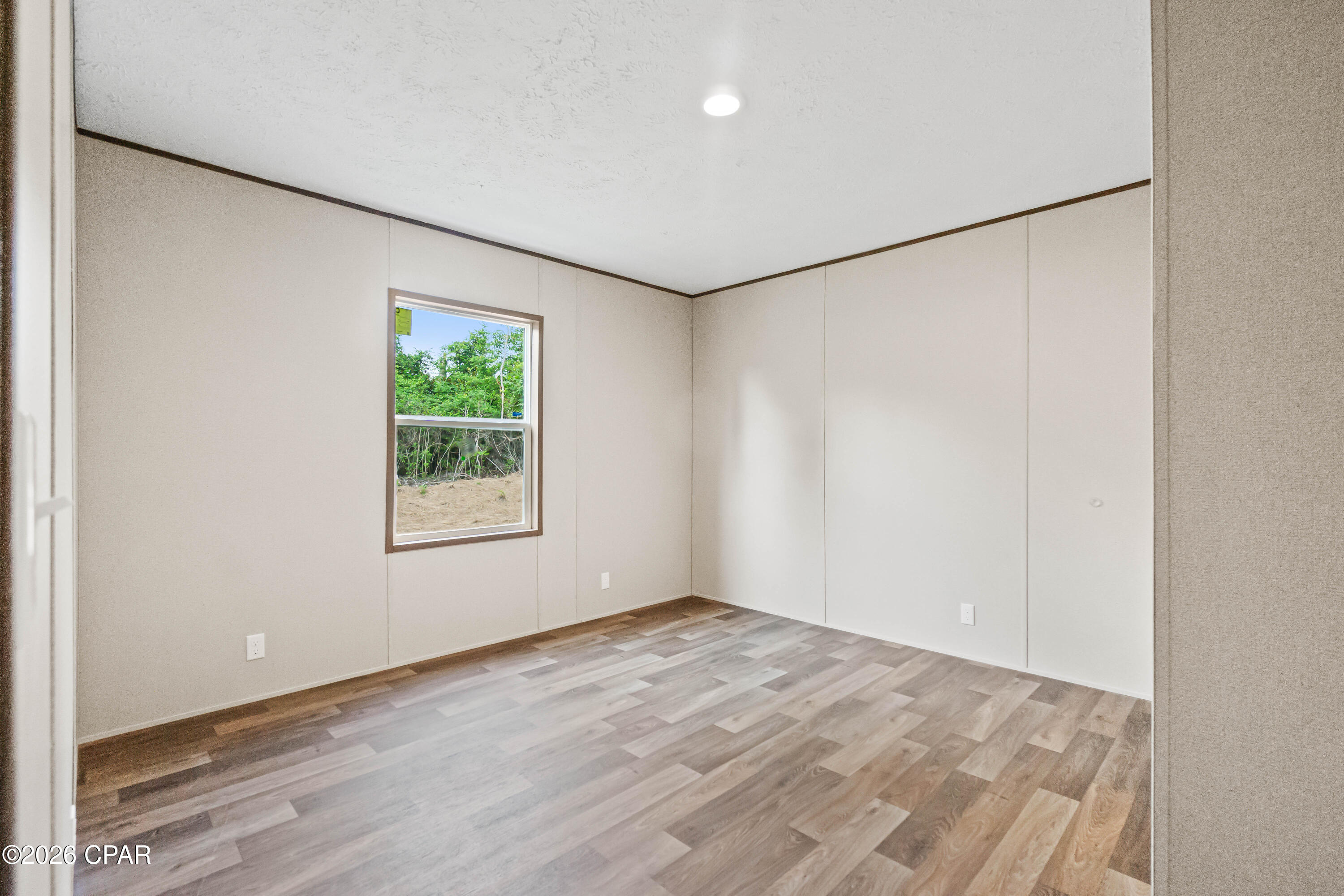 5557 Hwy 90