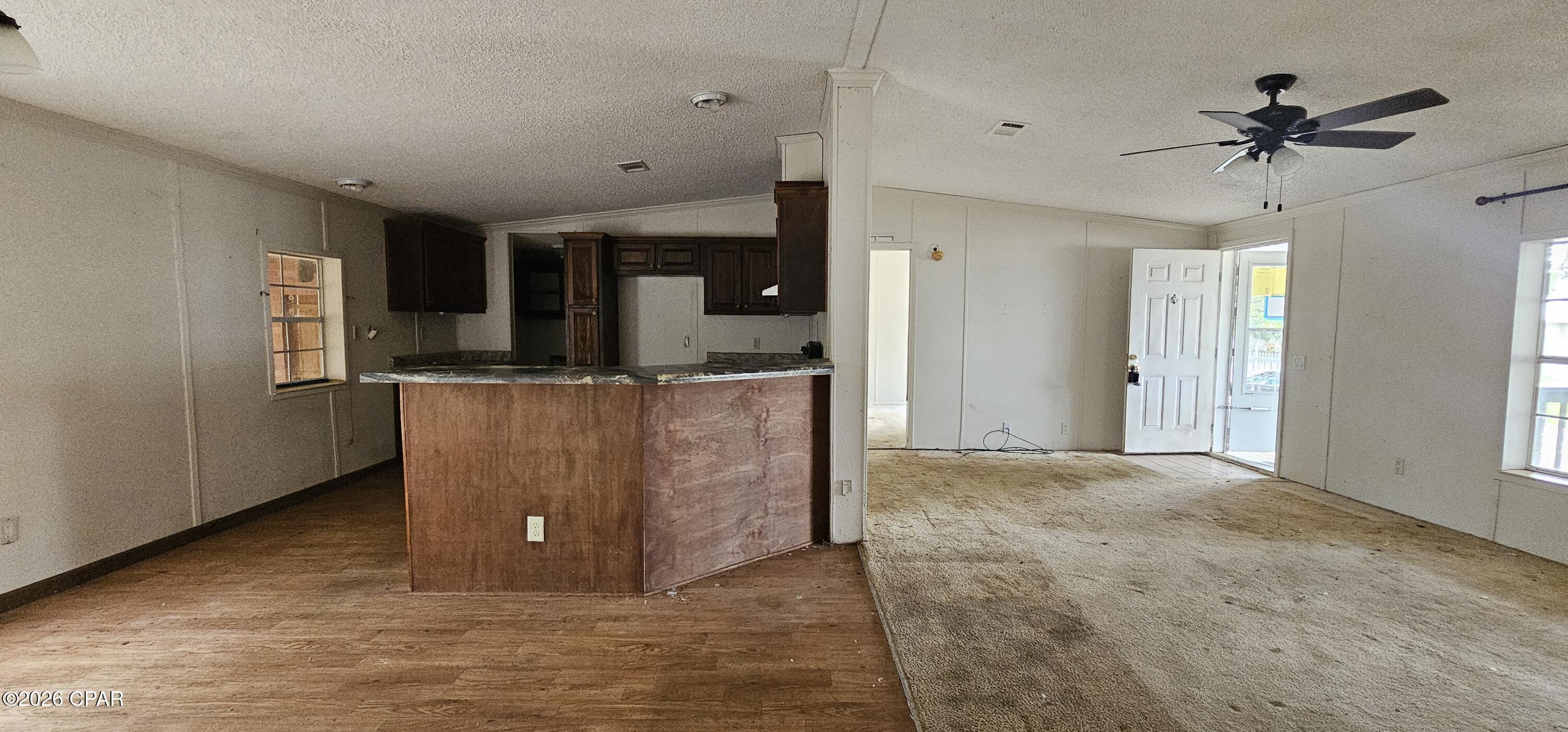 22017 Lakeview Drive