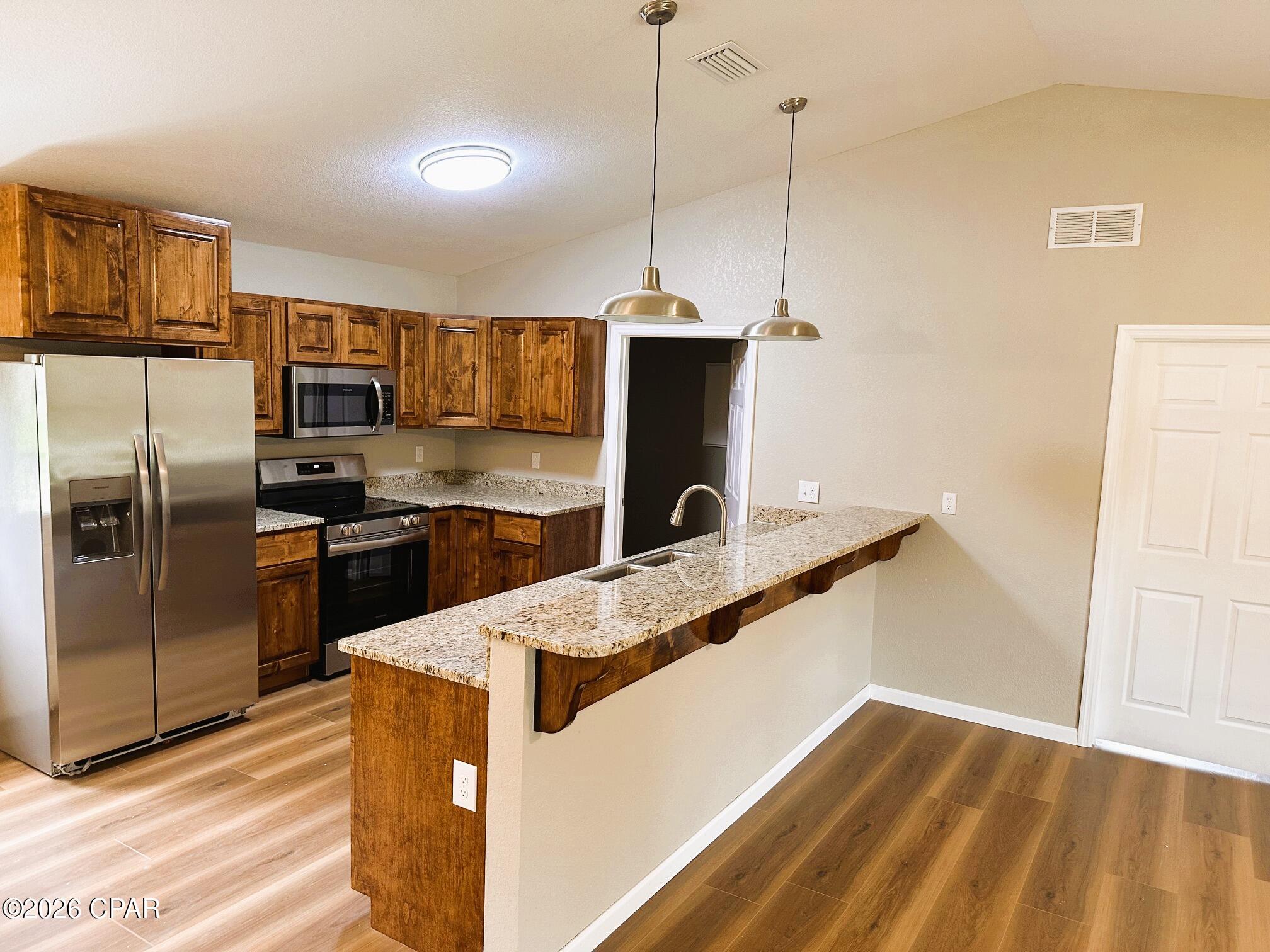 6675 Grande Oak Loop