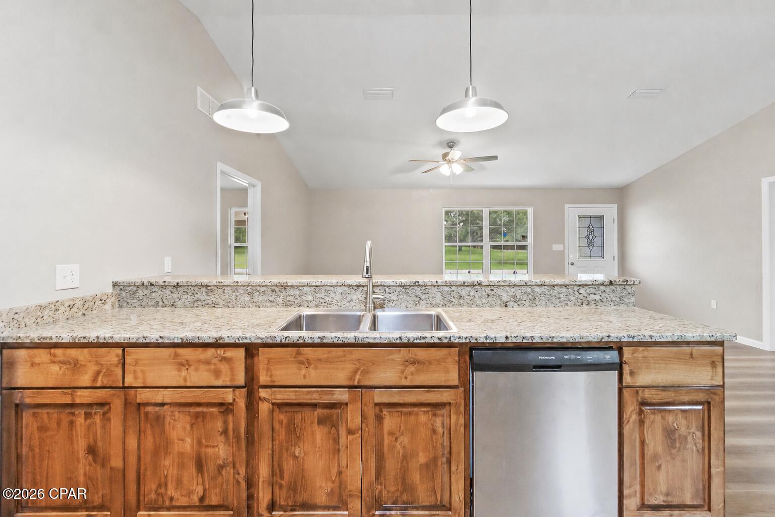 6675 Grande Oak Loop