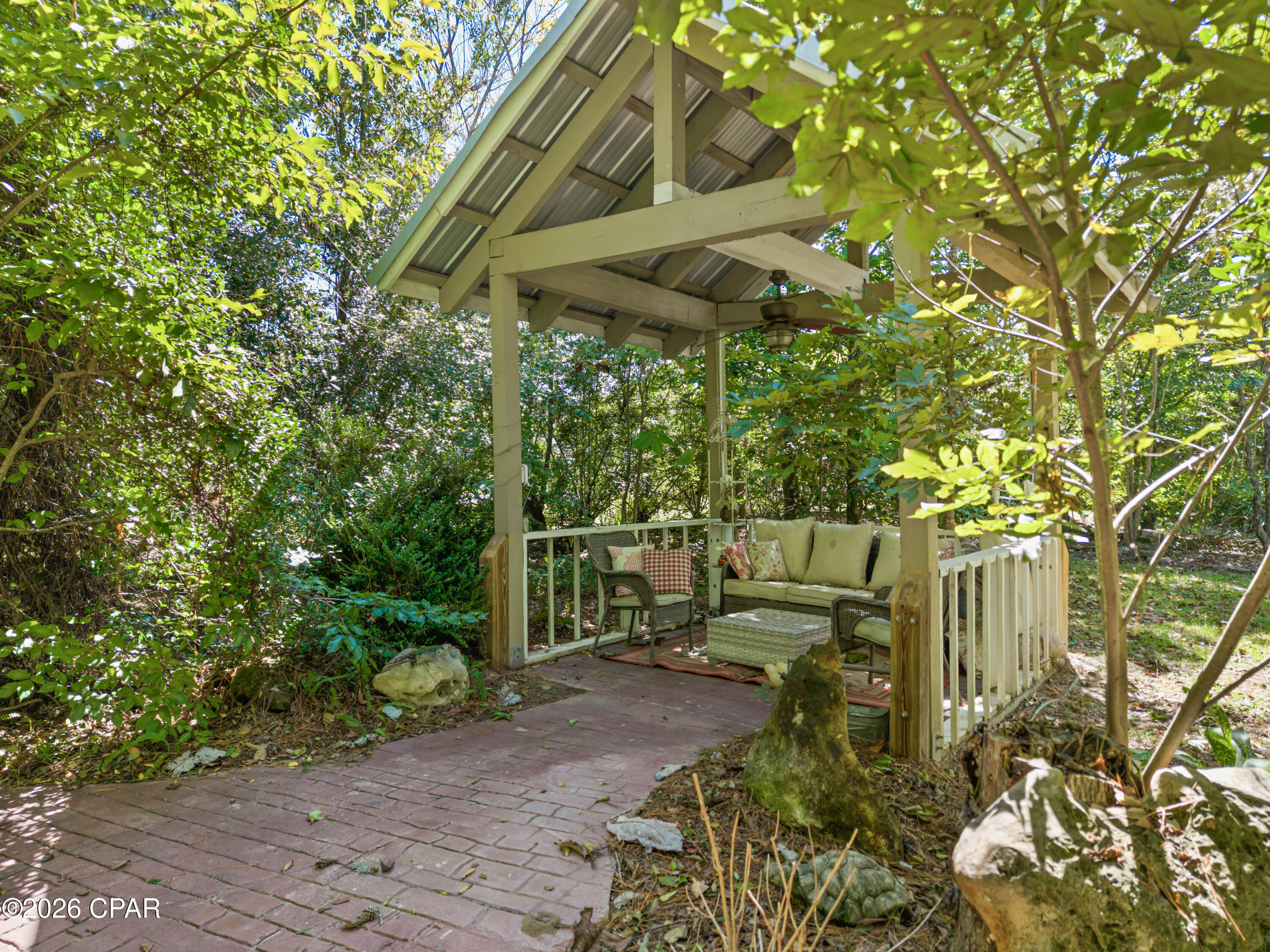 2825 Jackson Bluff Road