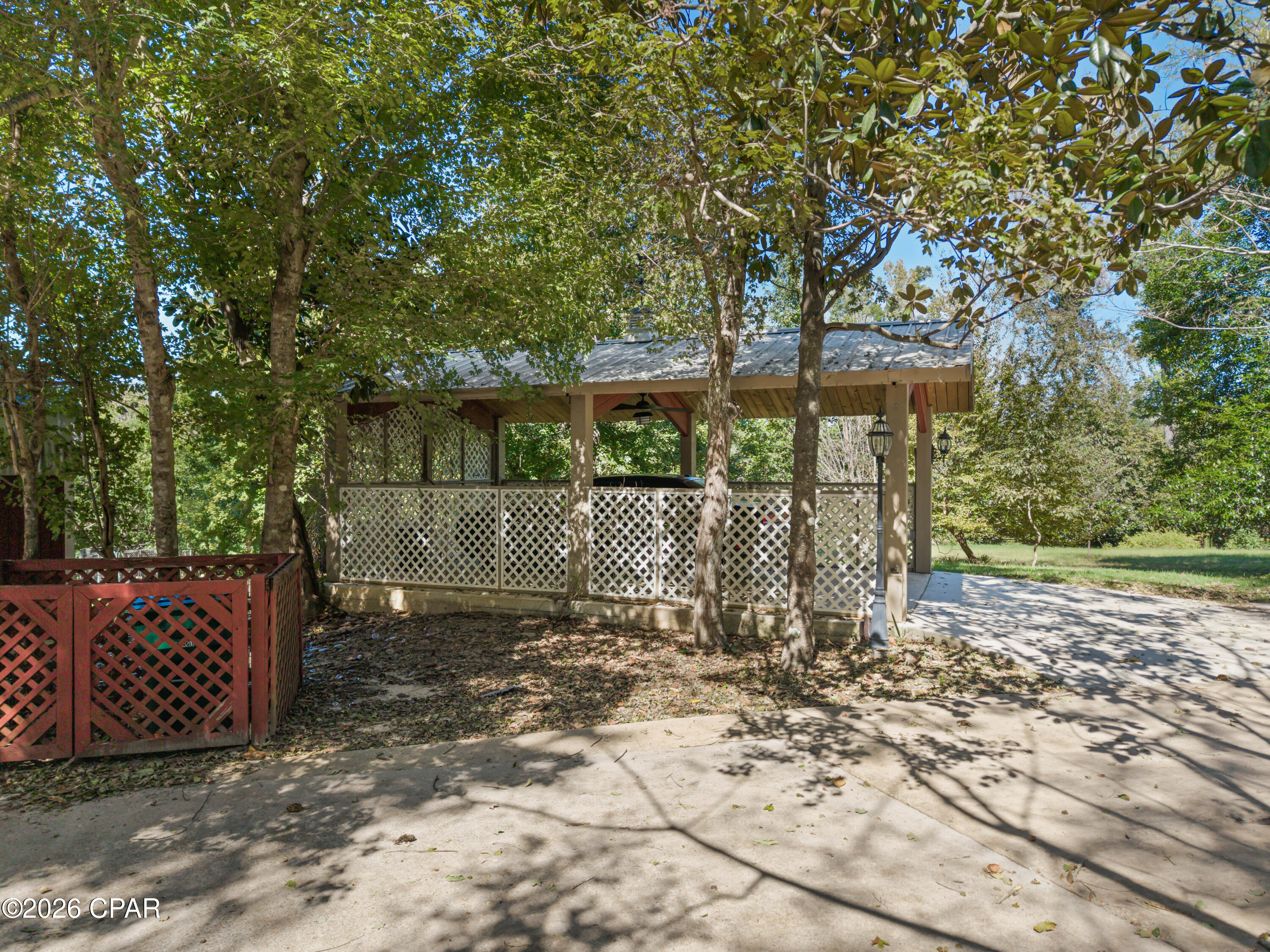 2825 Jackson Bluff Road