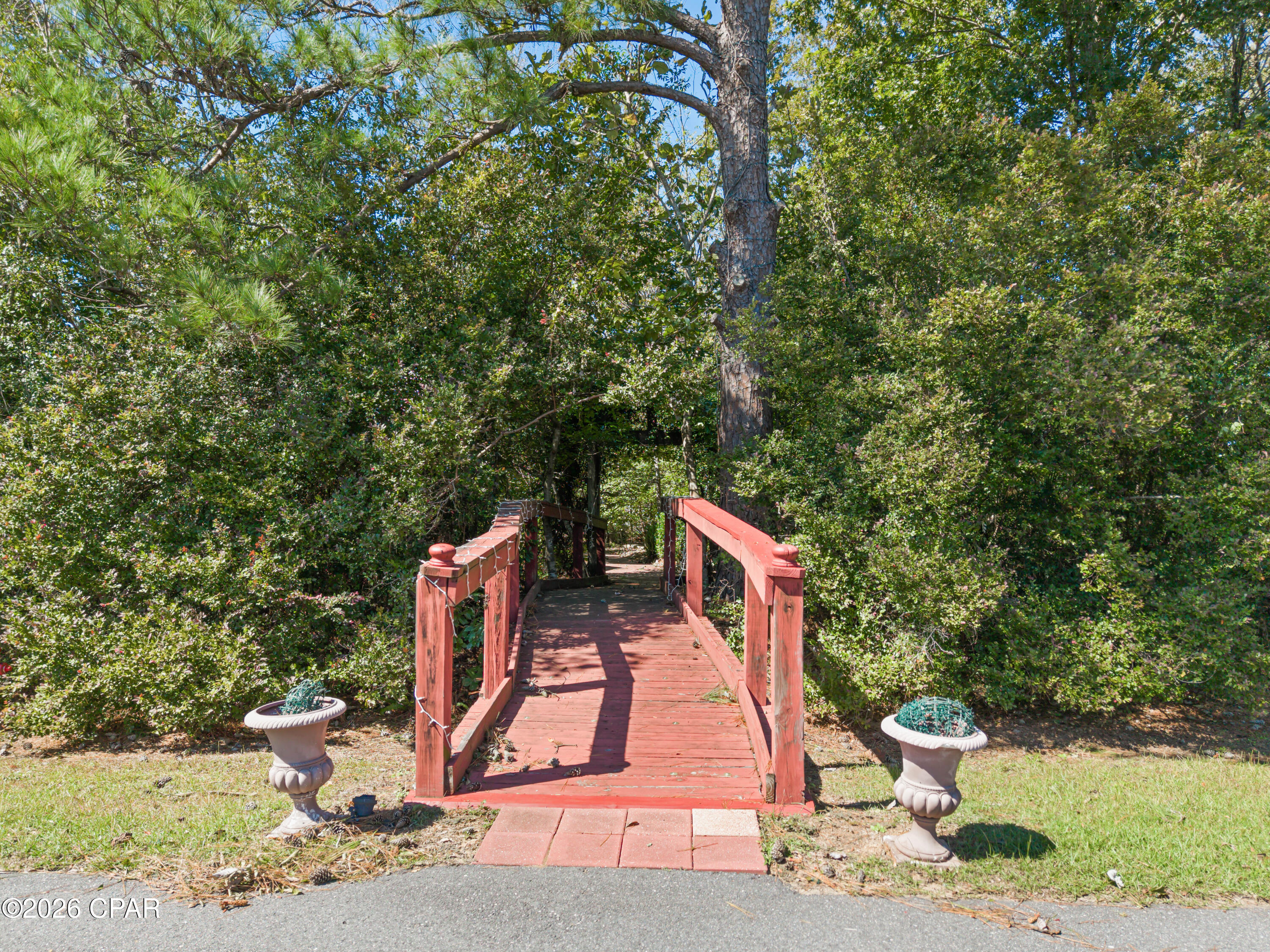 2825 Jackson Bluff Road
