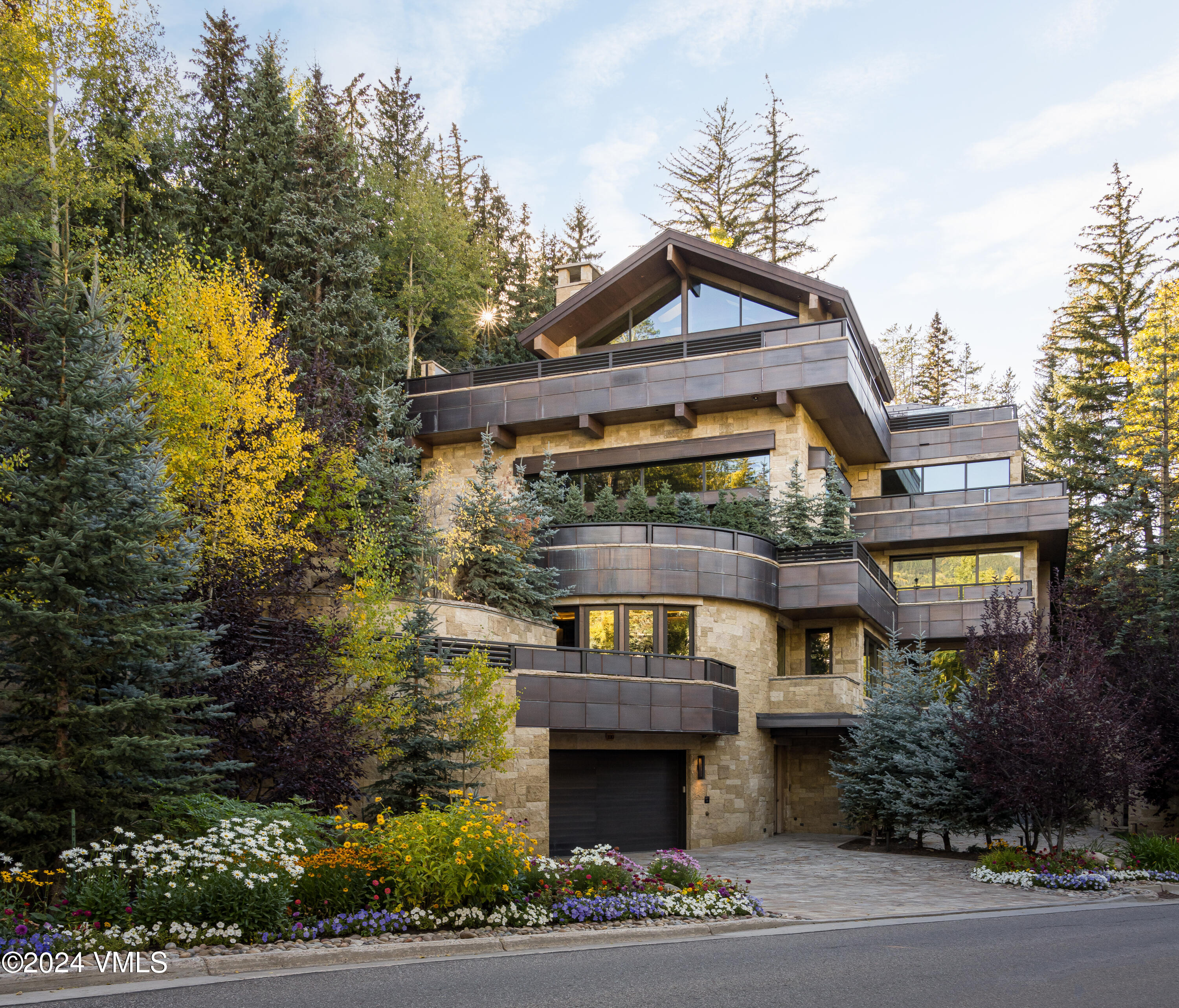 100 Vail Road