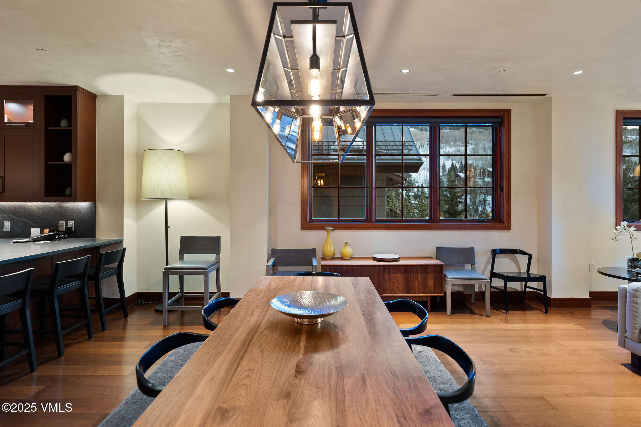 141 E Meadow 4G WEST