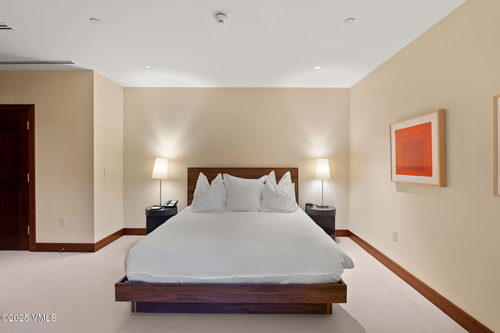 141 E Meadow 4G WEST