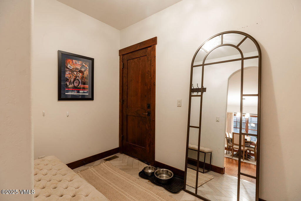 170 Palmer Loop, Eagle