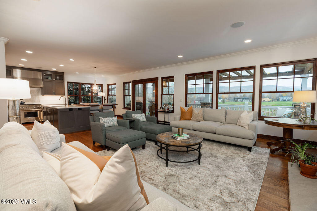 170 Palmer Loop, Eagle