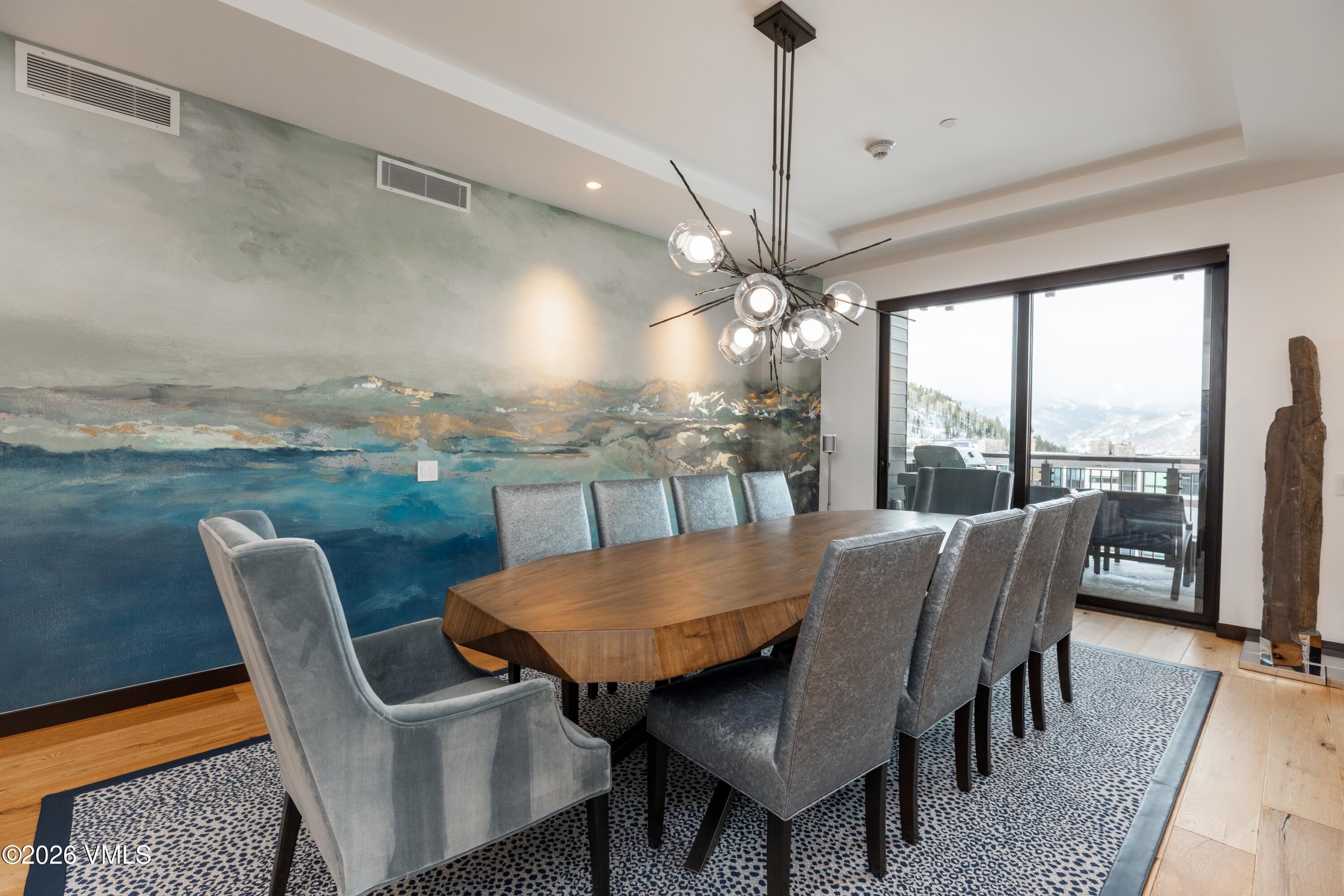 701 W Lionshead Circle W503