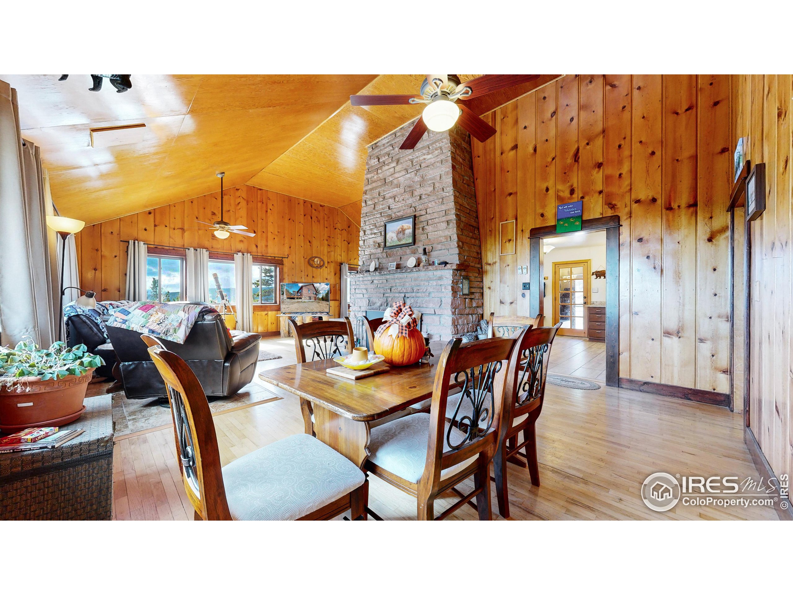 43391 Peak to Peak Hwy