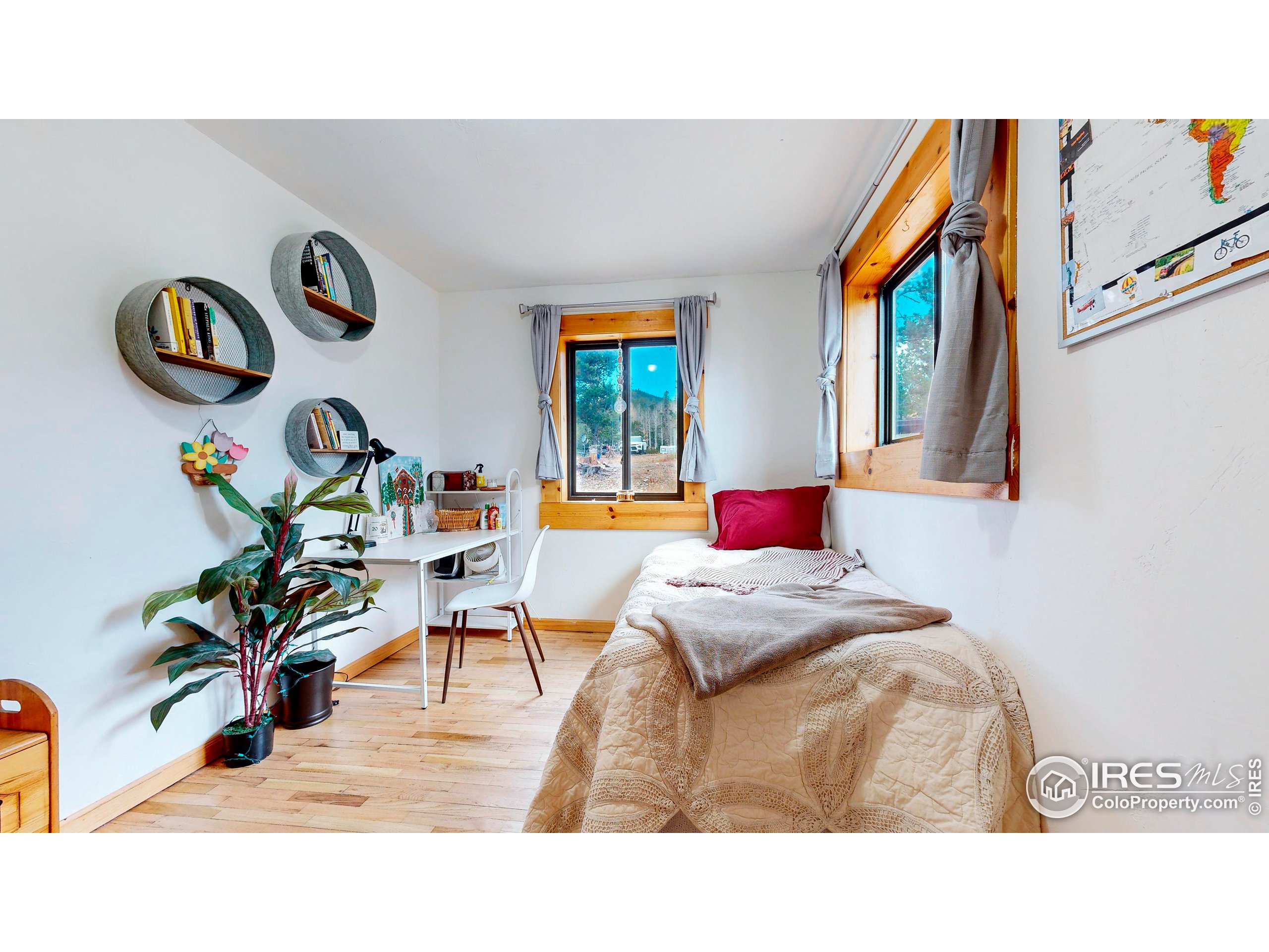 43391 Peak to Peak Hwy