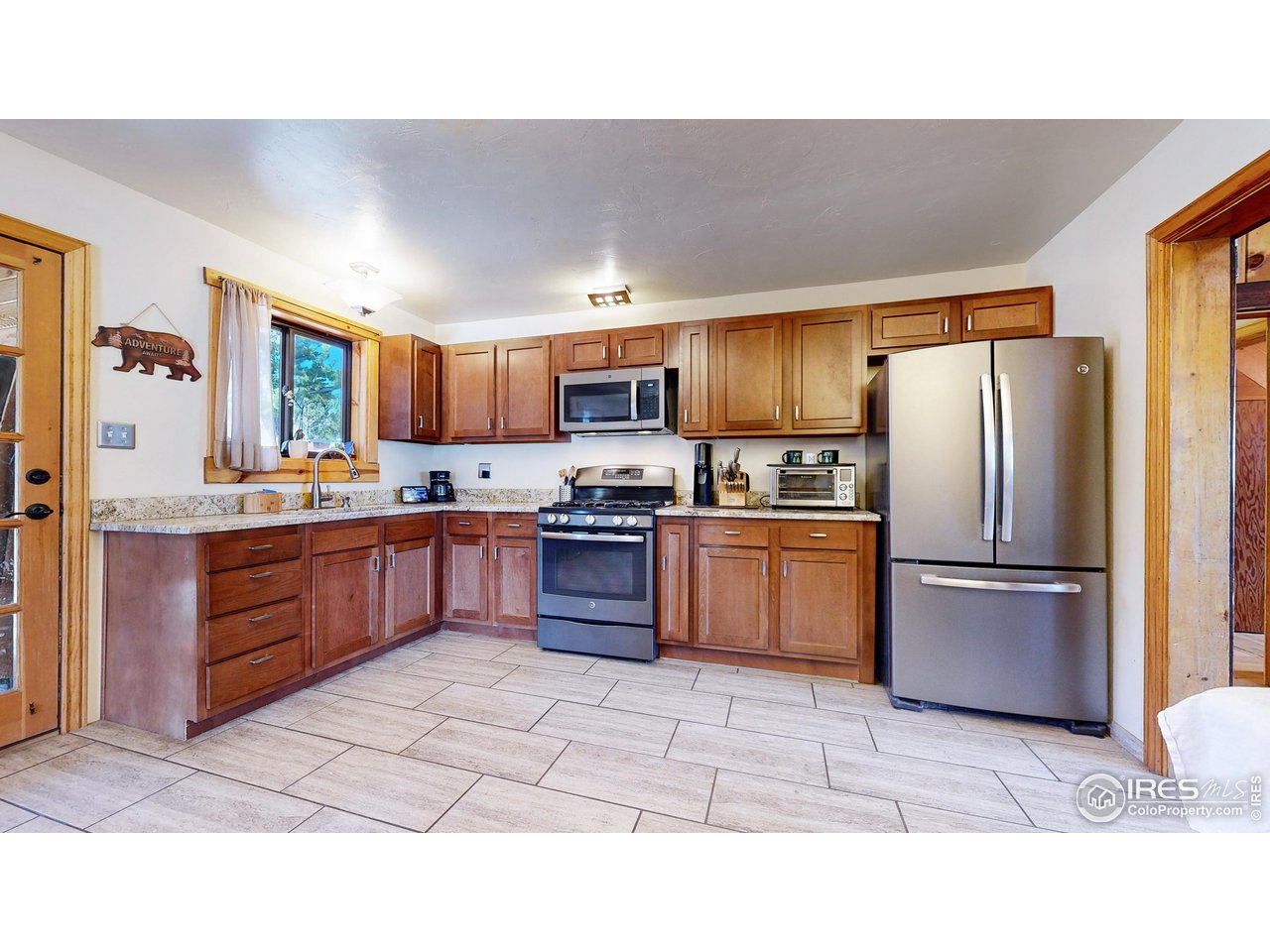 43391 Peak to Peak Hwy