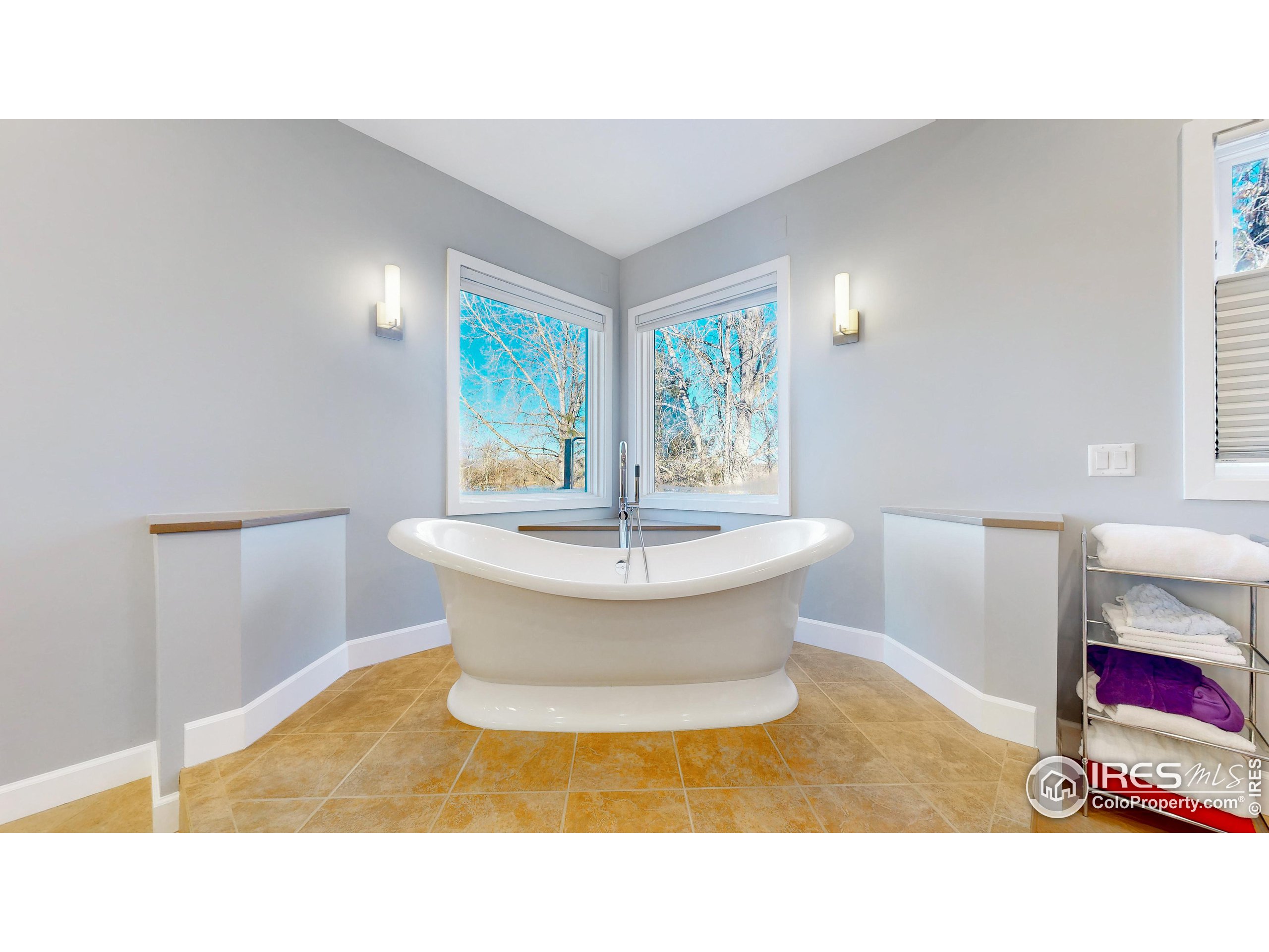 10667 E Goose Haven Dr