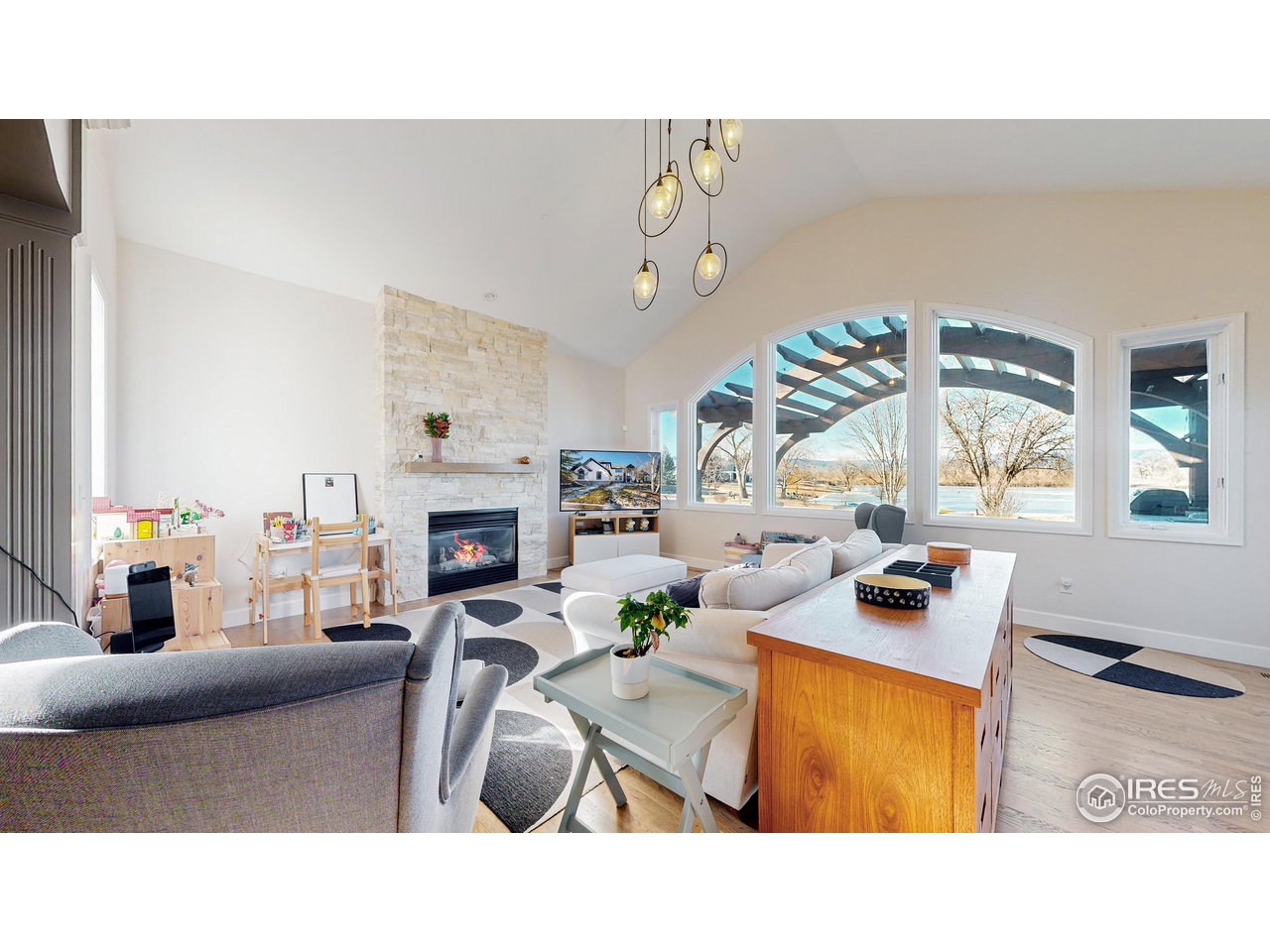 10667 E Goose Haven Dr