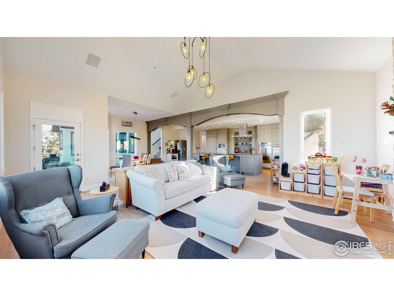 10667 E Goose Haven Dr