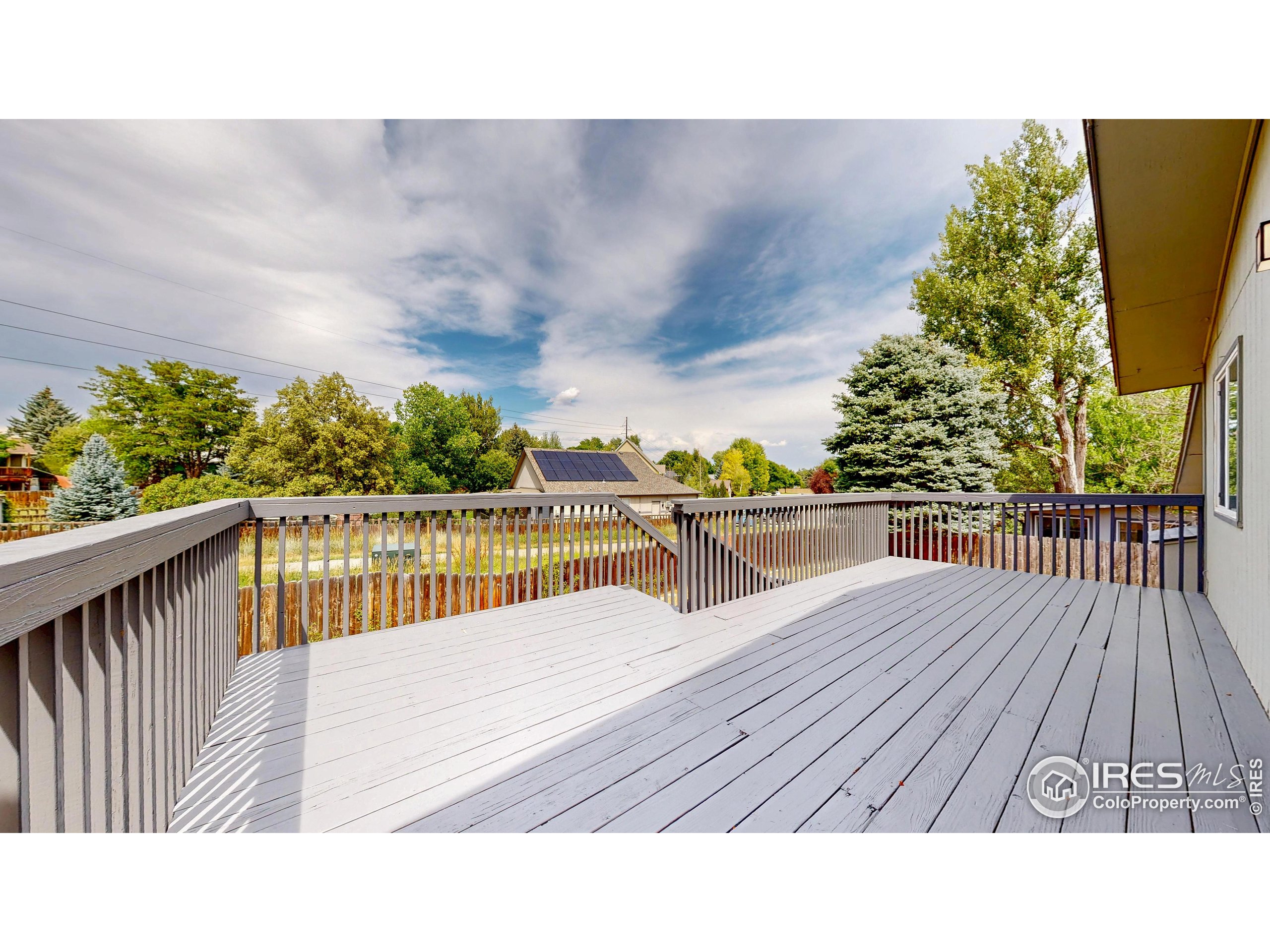 1289 Doric Dr