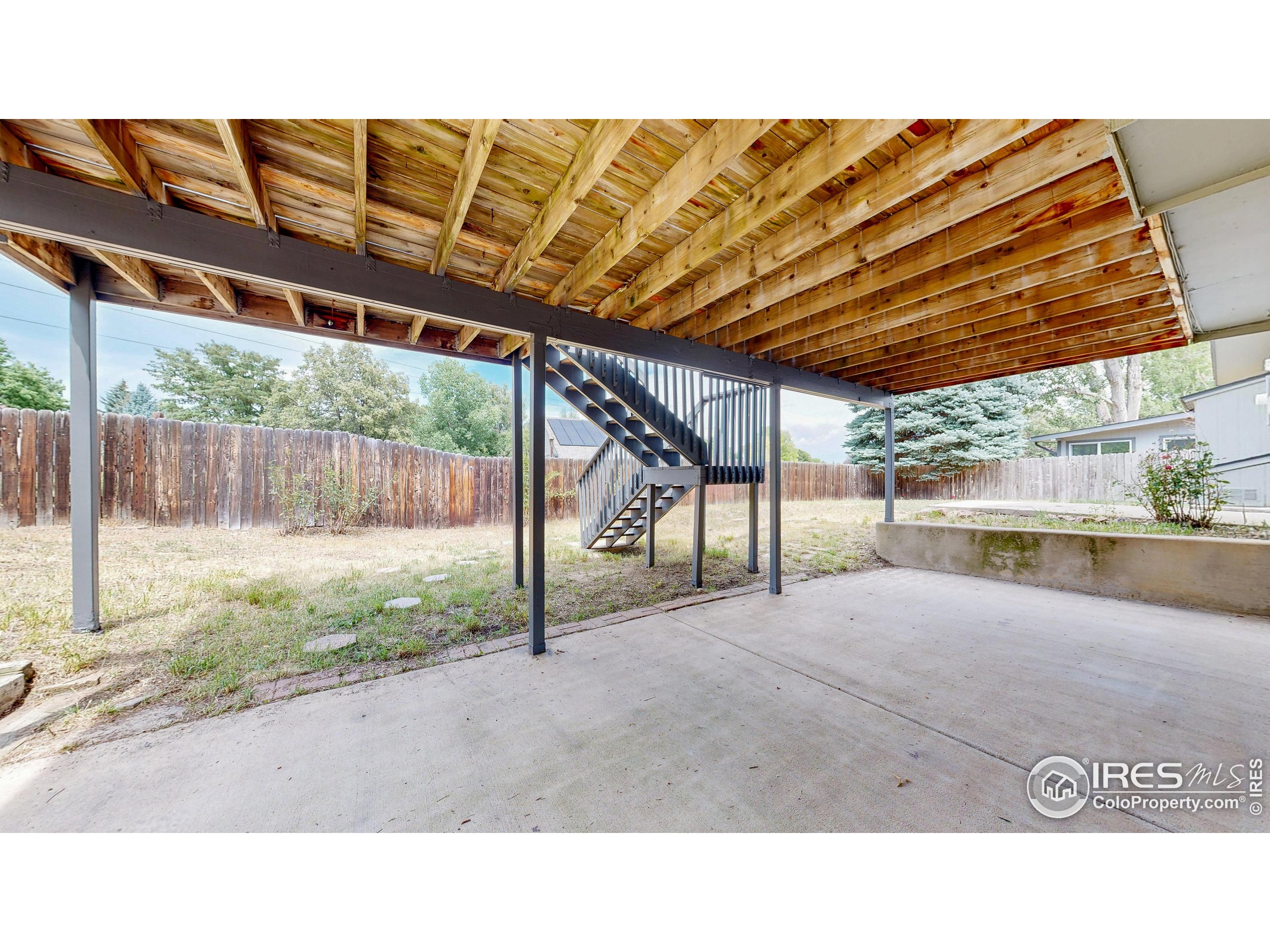 1289 Doric Dr