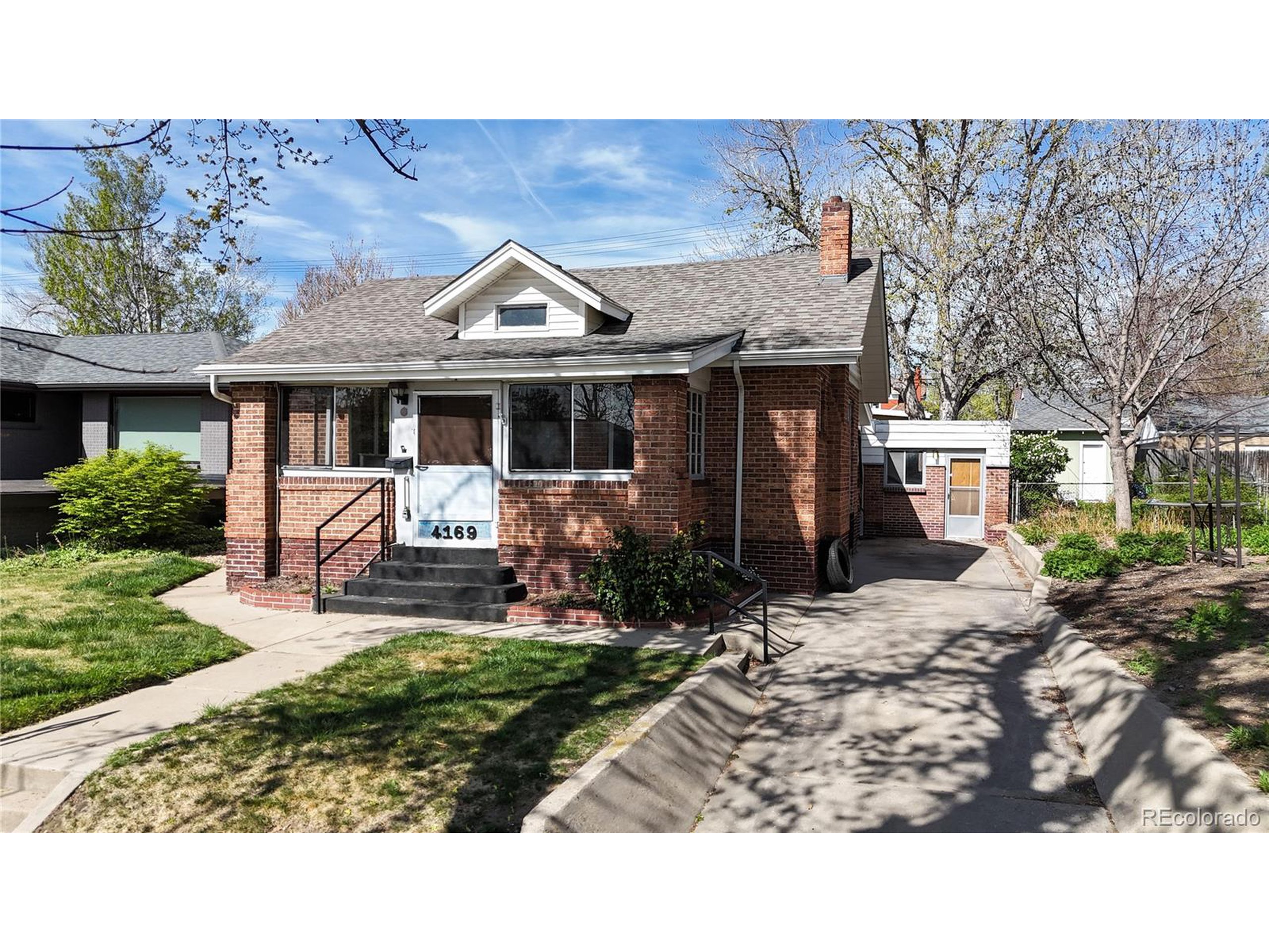4169 Hooker St