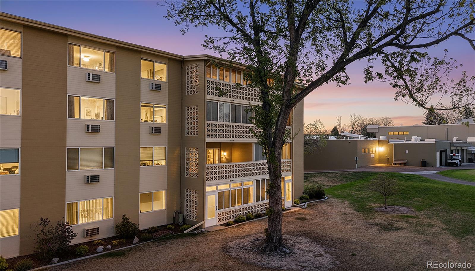 9380 E Center Avenue Unit: 12D