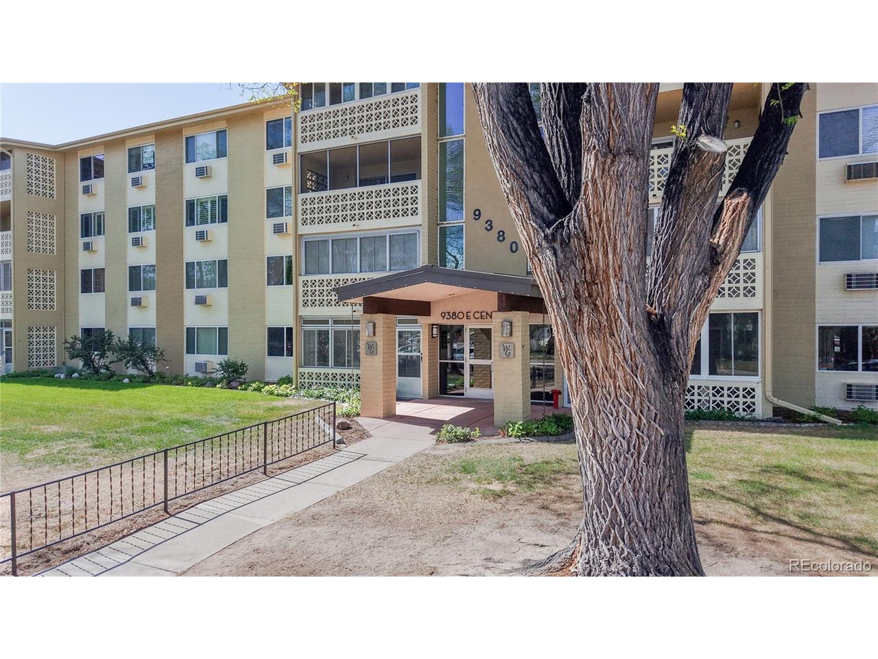 9380 E Center Ave 12D