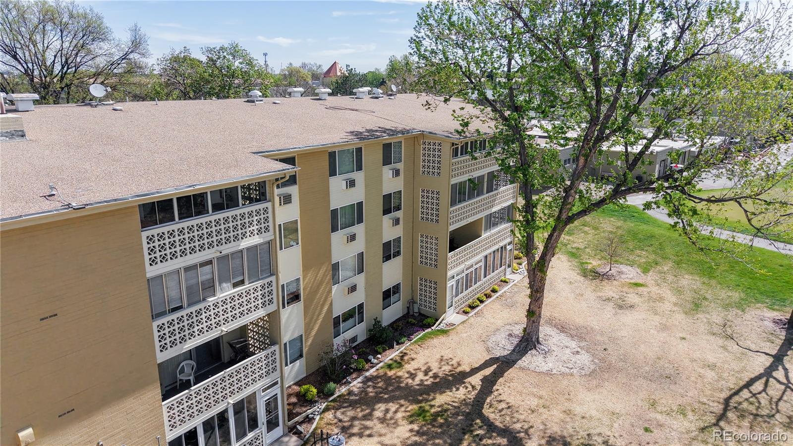 9380 E Center Avenue Unit: 12D
