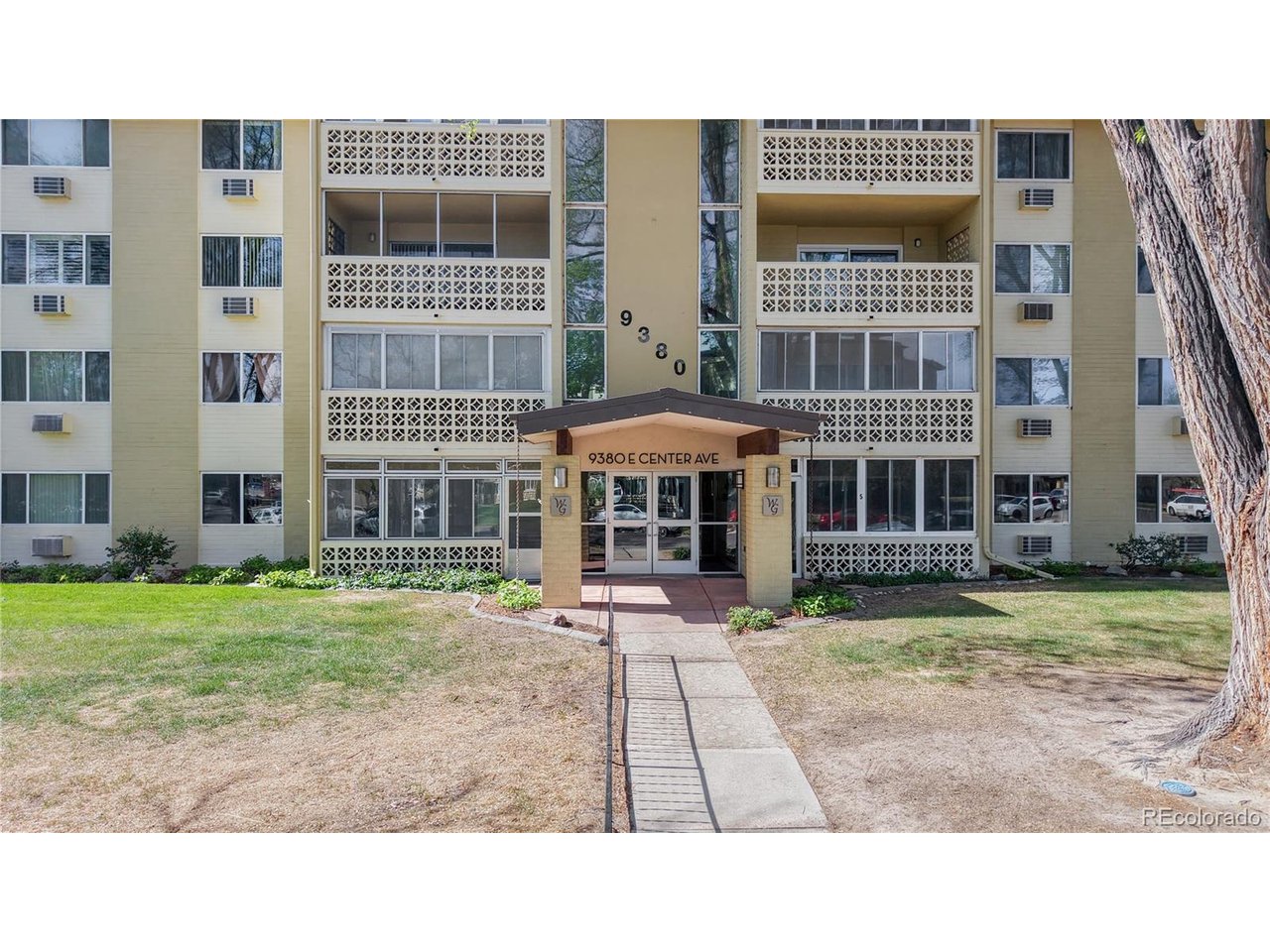 9380 E Center Ave 12D