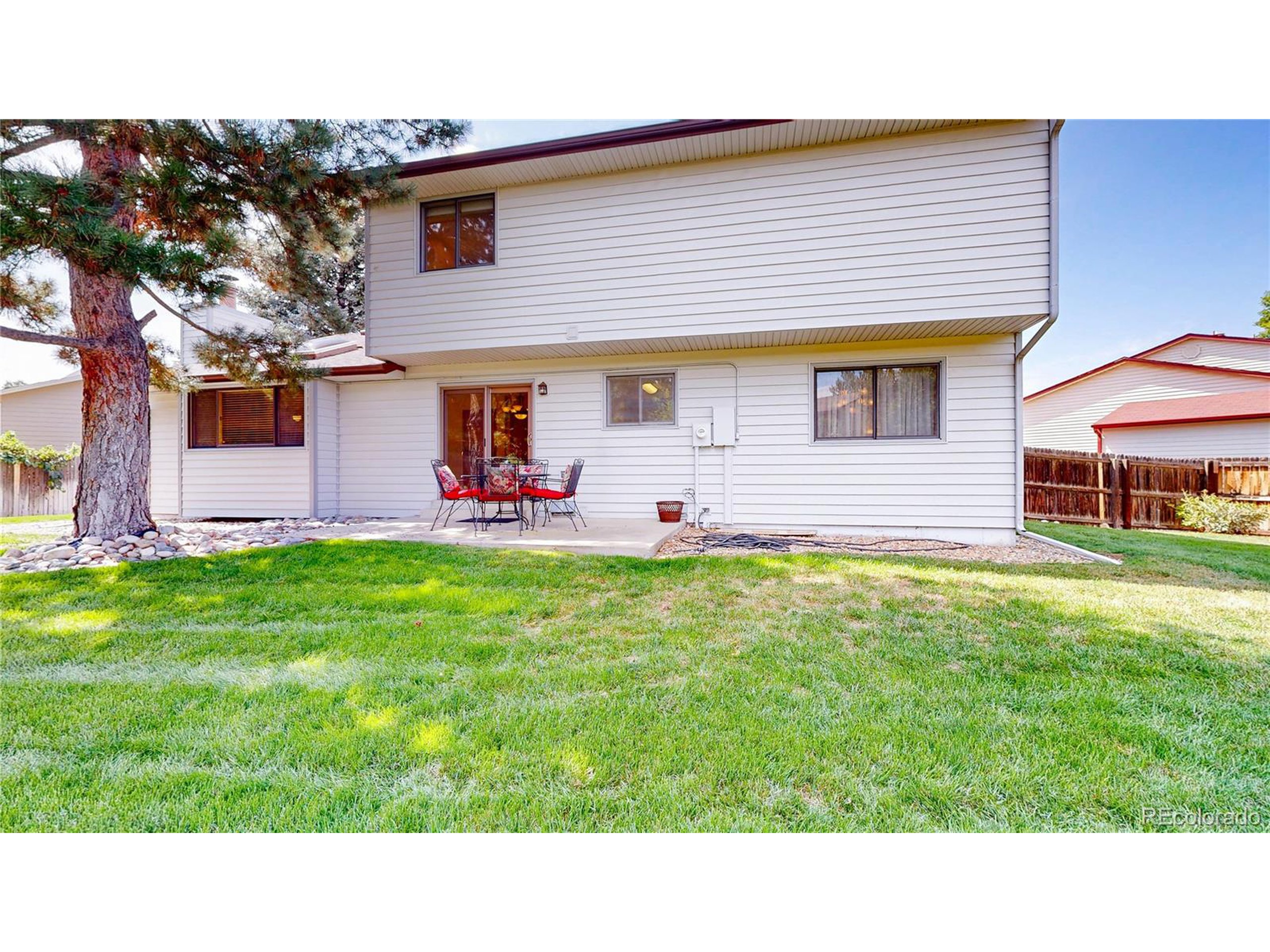 10762 Julian Ct