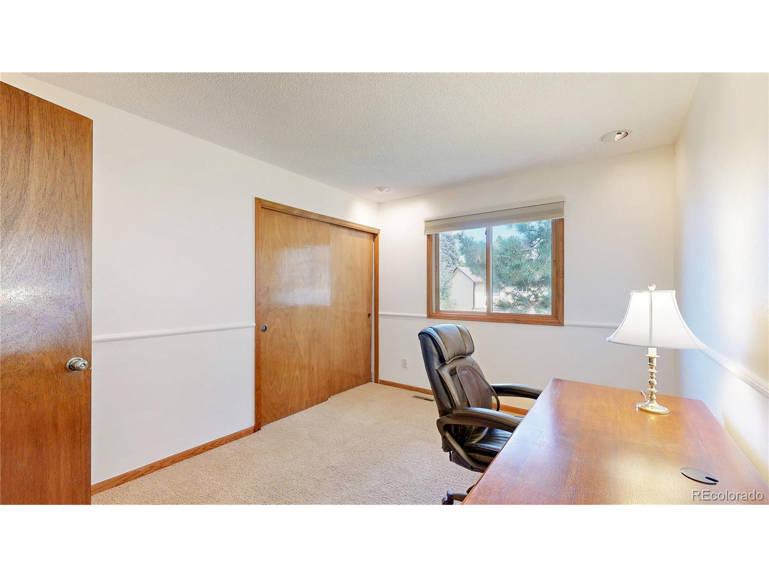 10762 Julian Ct