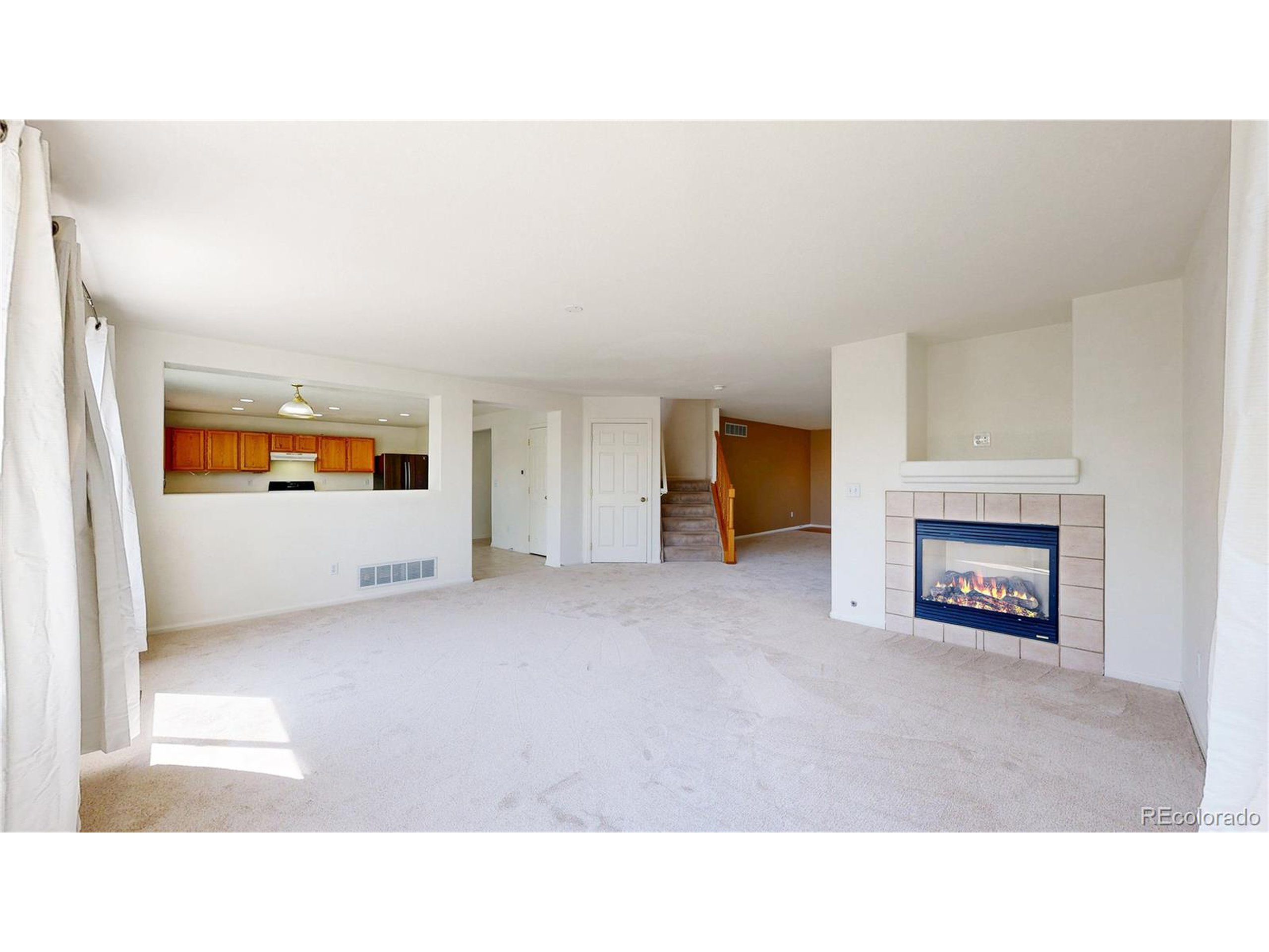 3810 E 92nd Pl