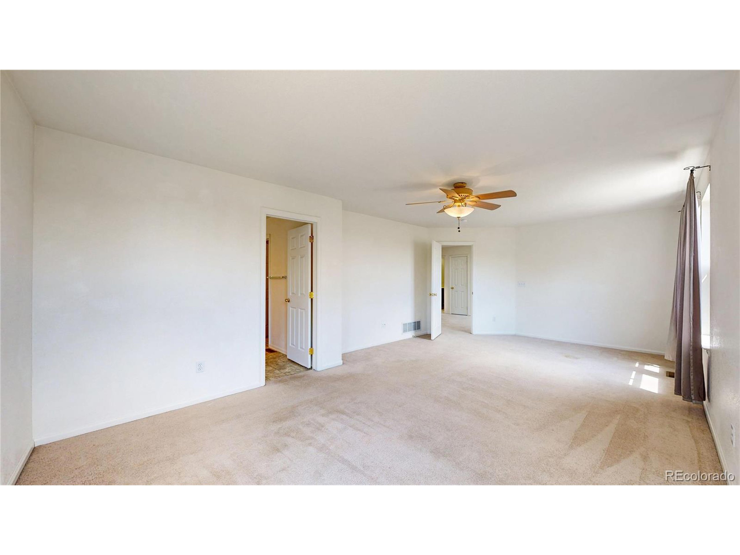 3810 E 92nd Pl
