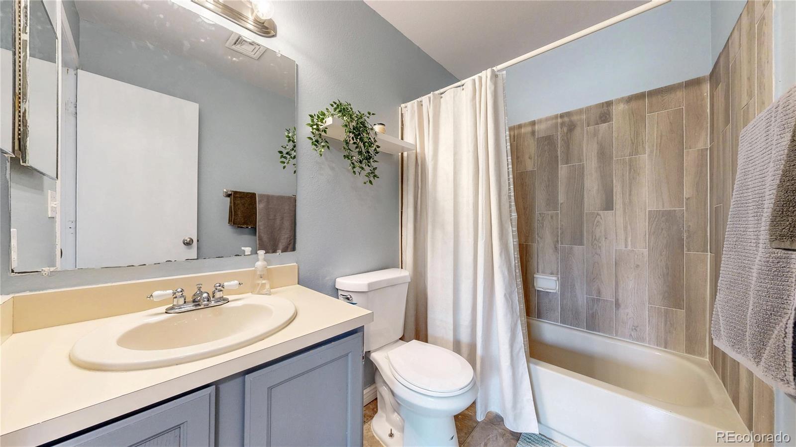 8741 Dawson Street Unit: 304