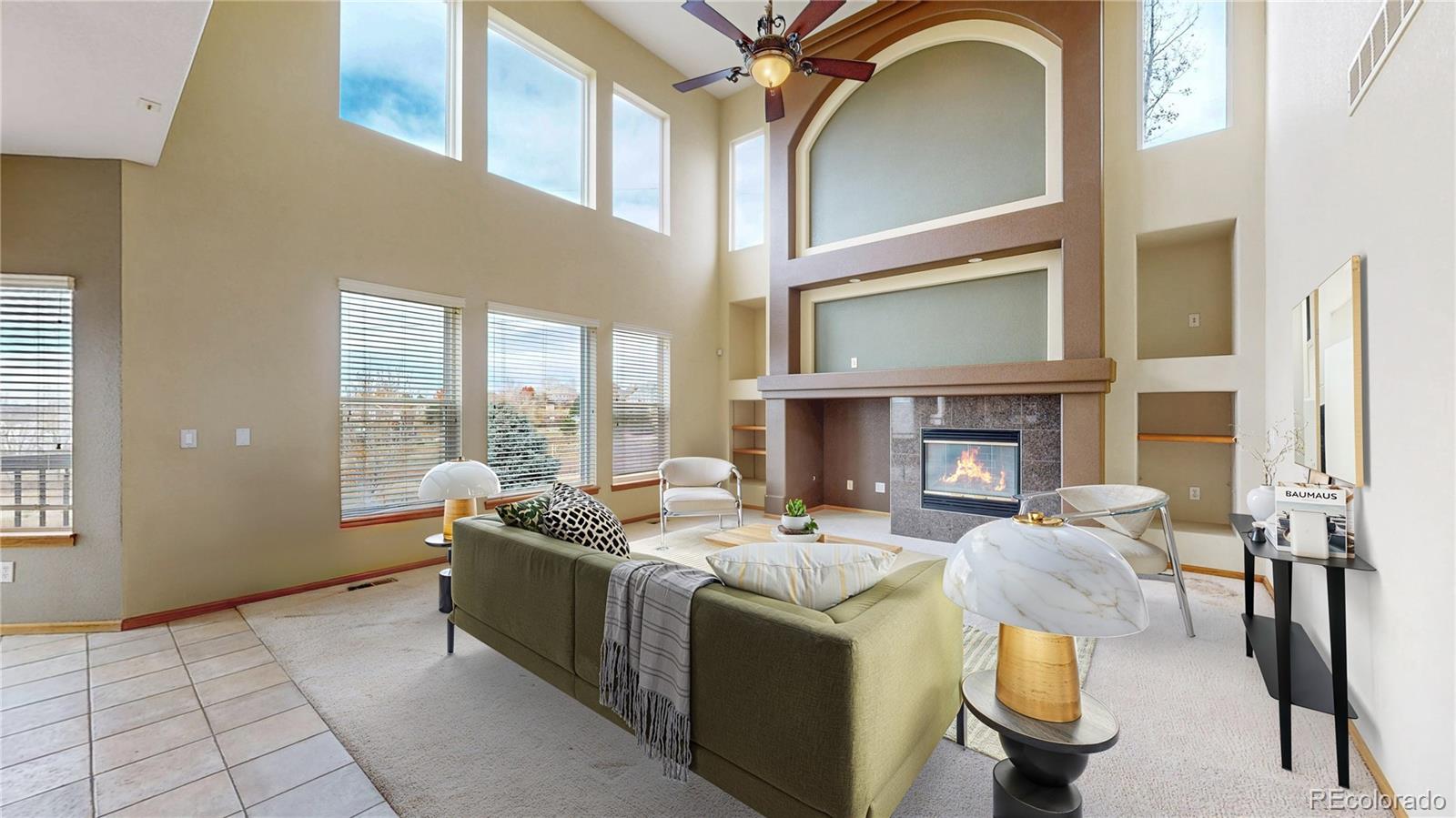 5904 S Ukraine Street