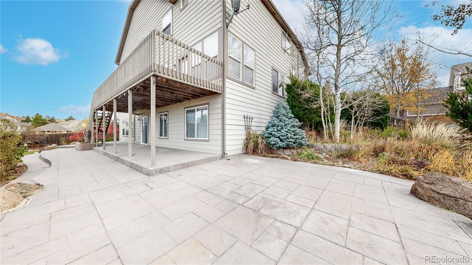 5904 S Ukraine Street