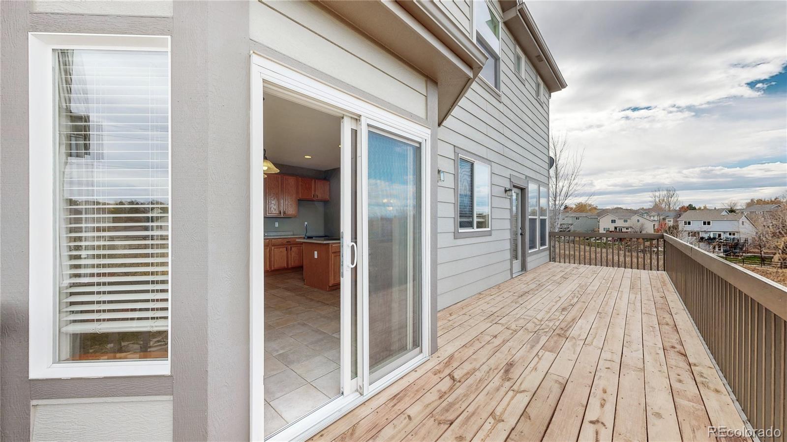 5904 S Ukraine Street