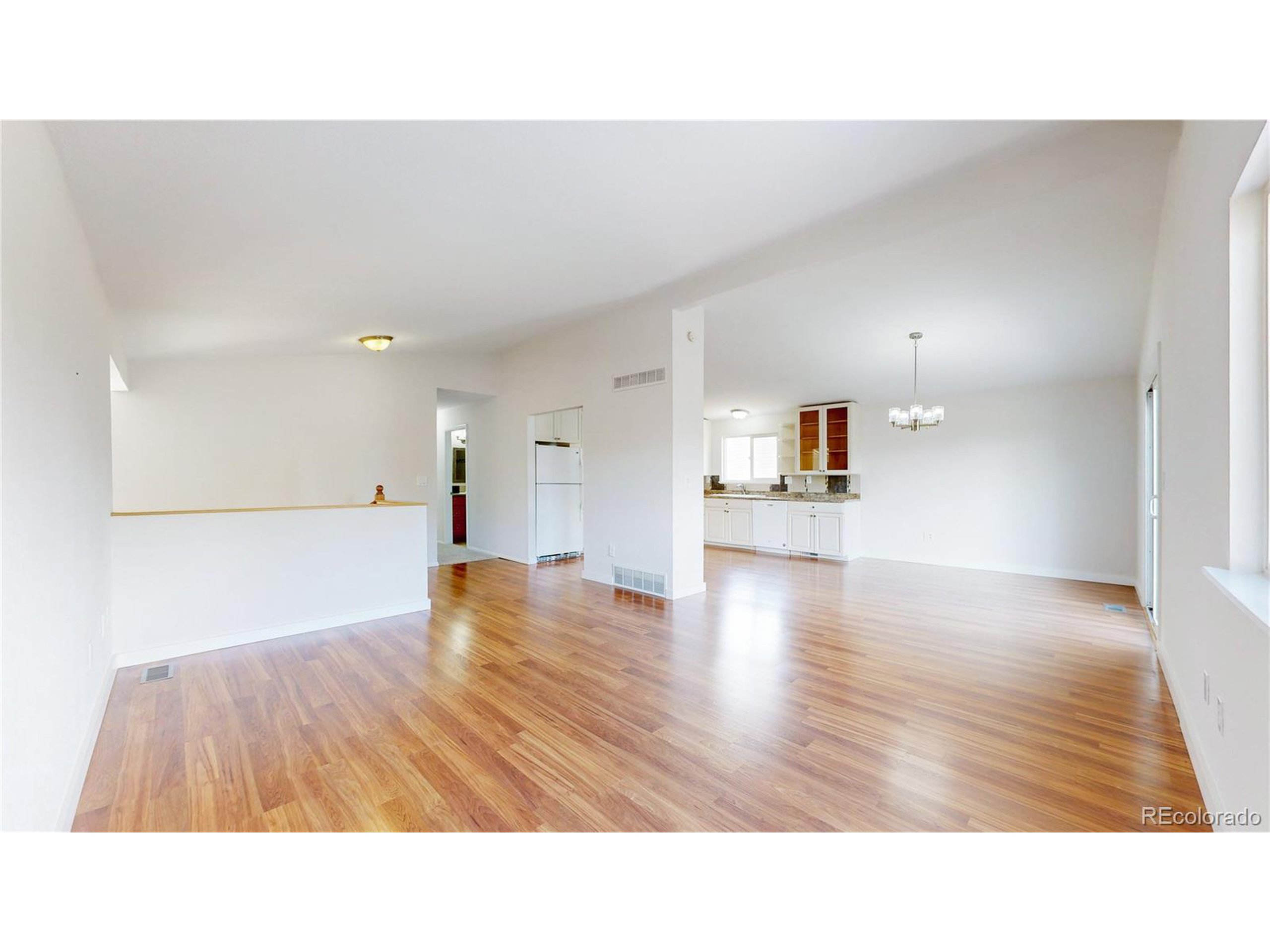 1289 Doric Dr
