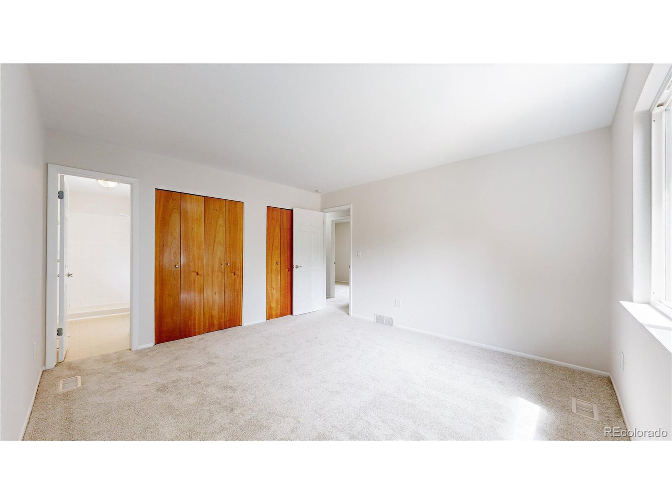 1289 Doric Dr