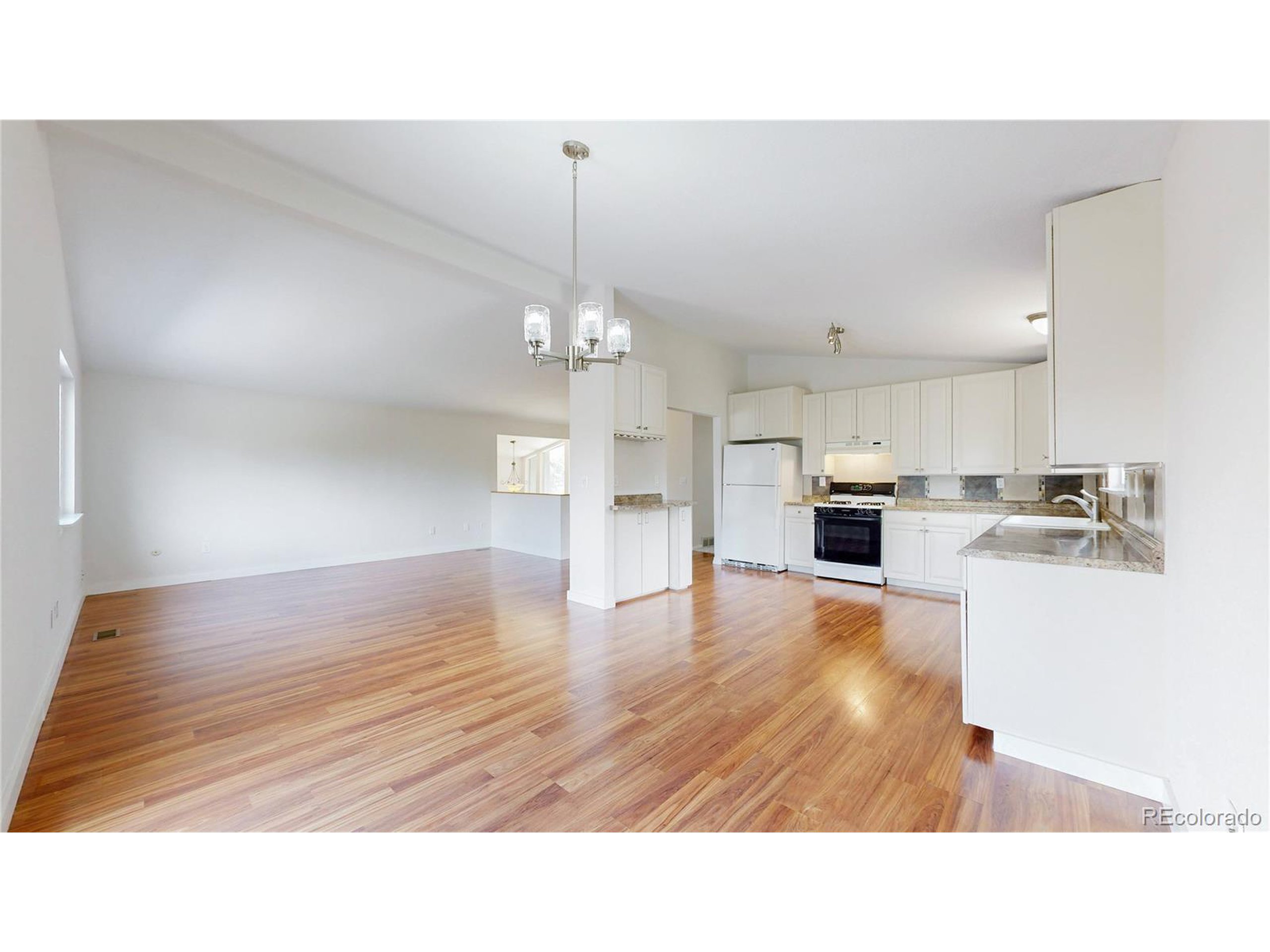 1289 Doric Dr