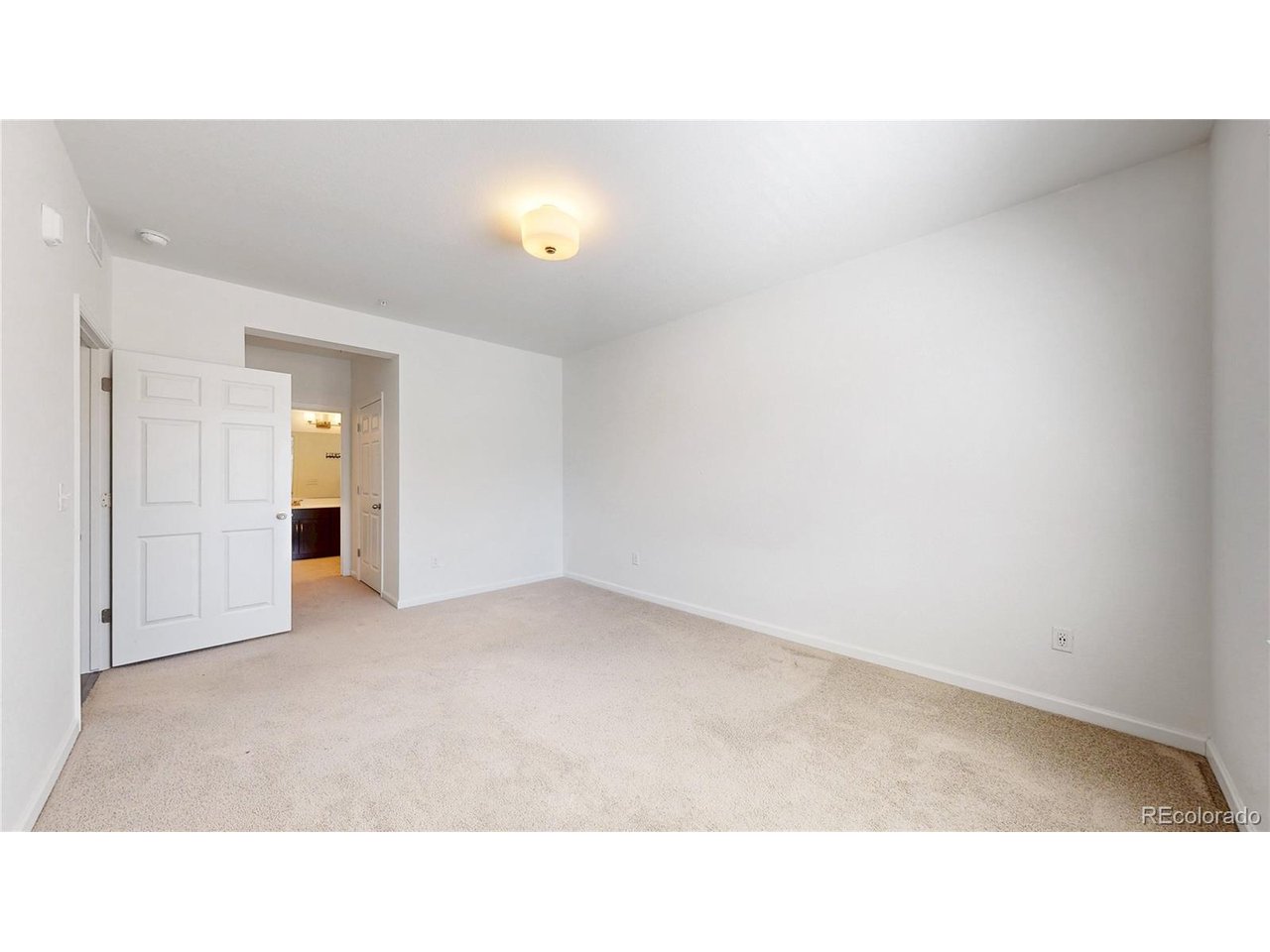 15700 E Jamison Dr 5-202