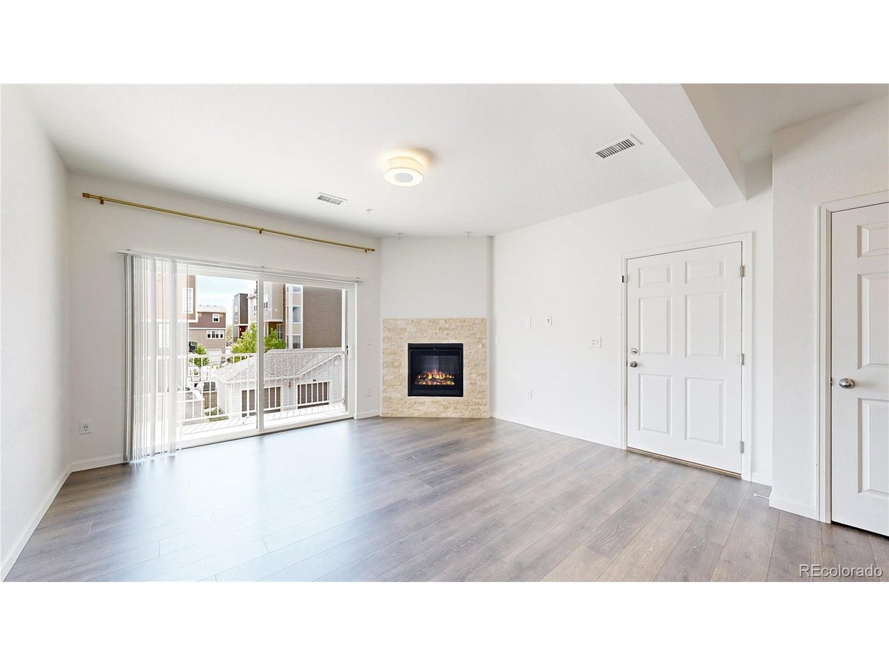 15700 E Jamison Dr 5-202