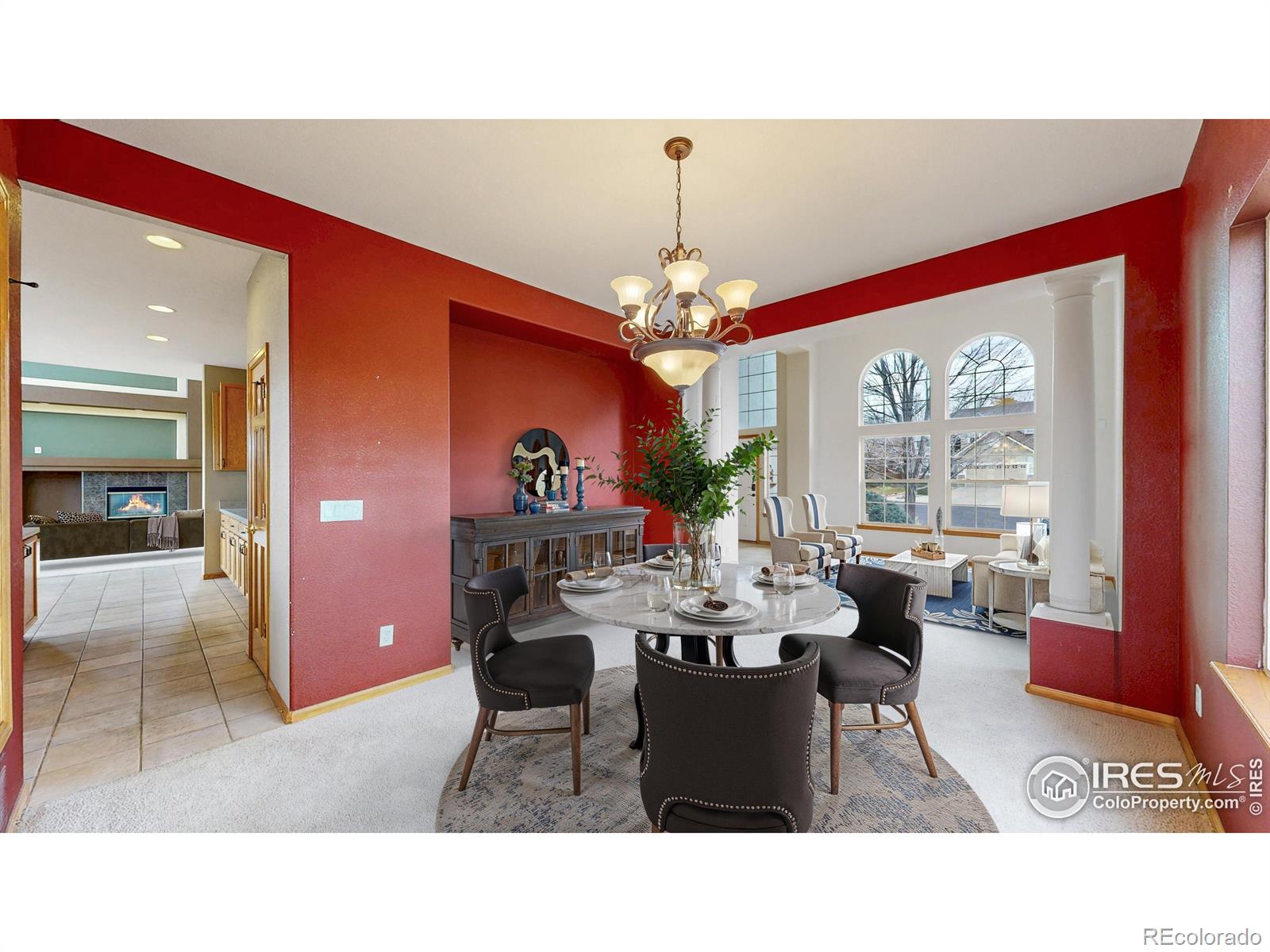 5904 S Ukraine Street