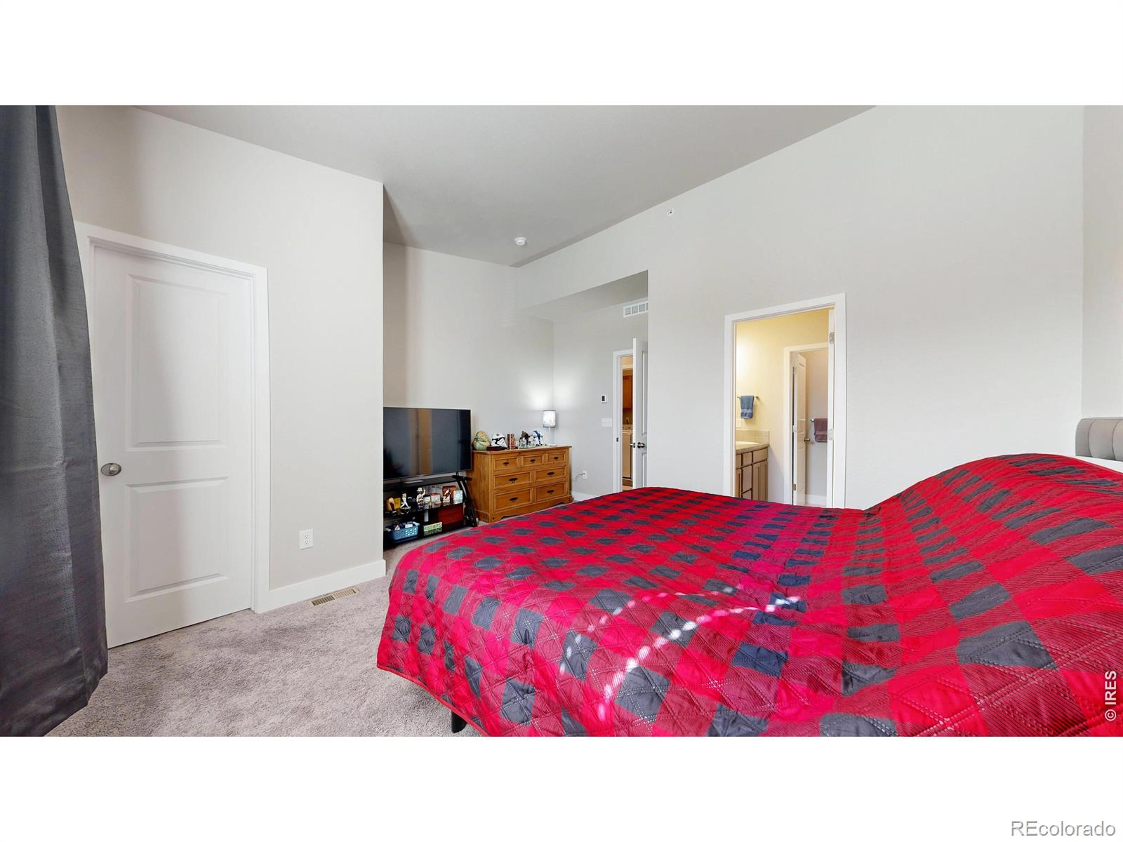 2768 W 68th Avenue