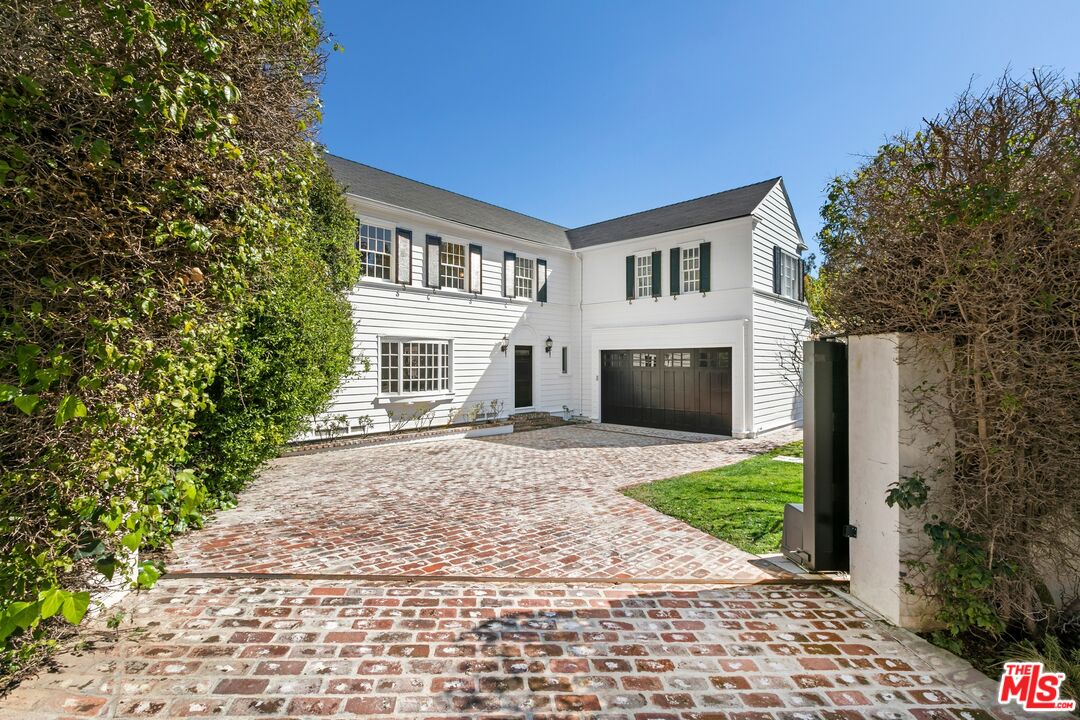 1248 N Wetherly Dr