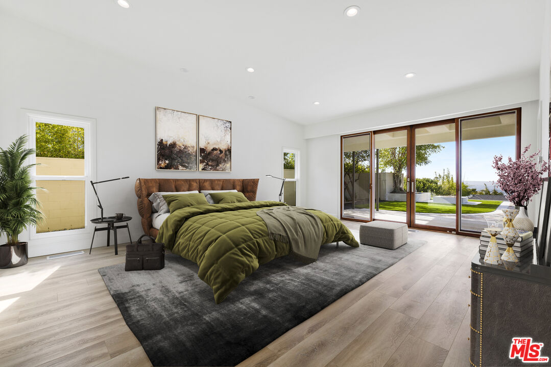 1400 Loma Vista Dr
