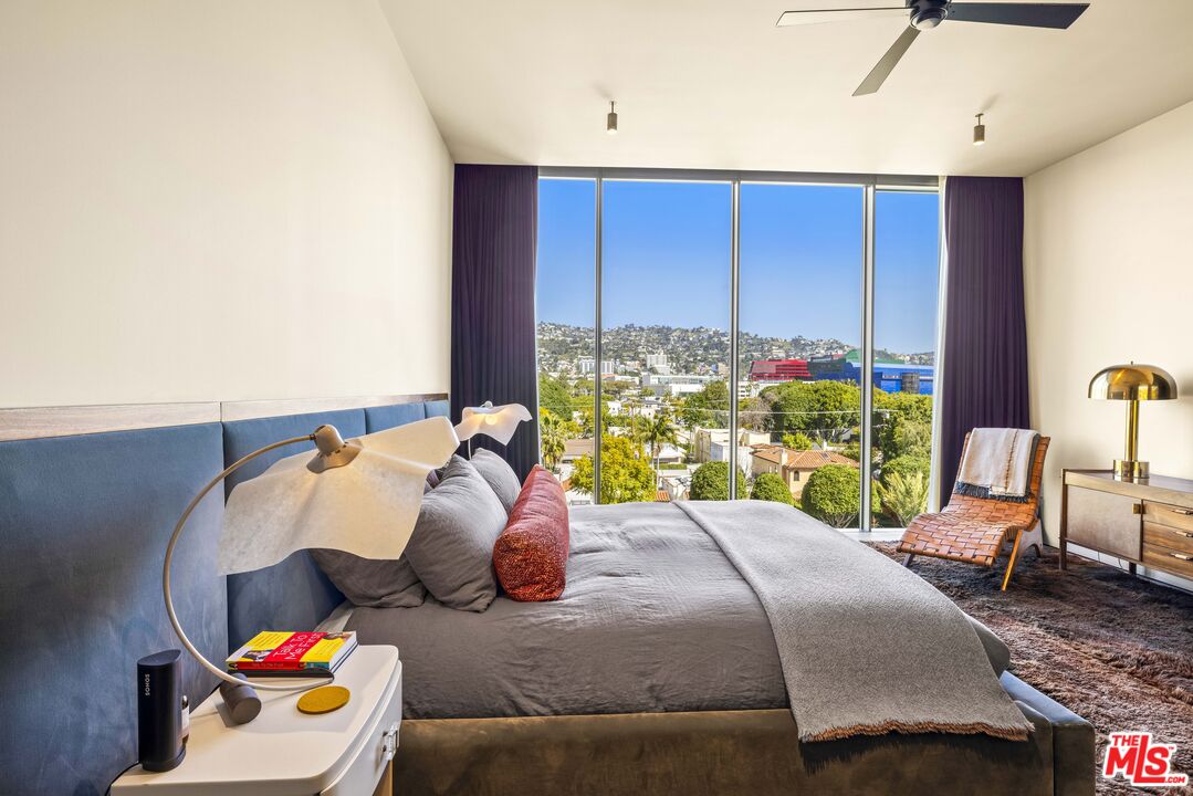 8899 Beverly Blvd Unit: 5B