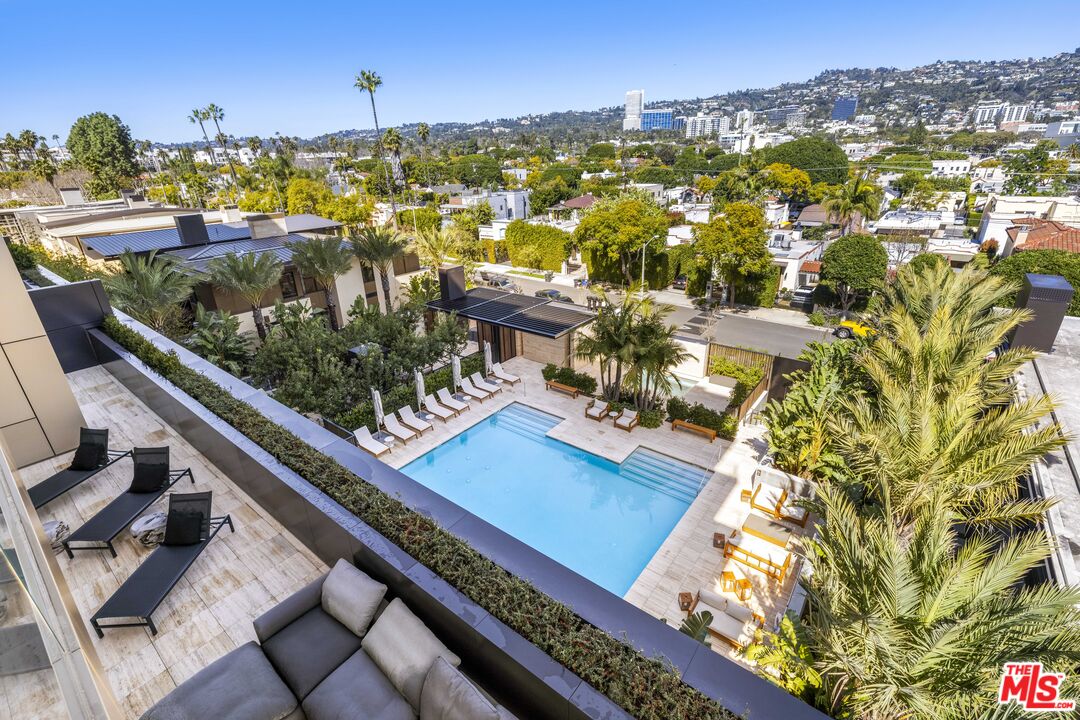 8899 Beverly Blvd Unit: 5B