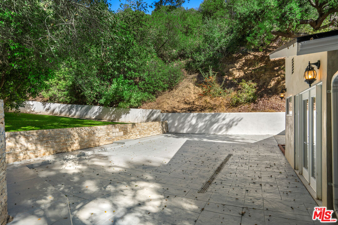9809 Melinda Dr