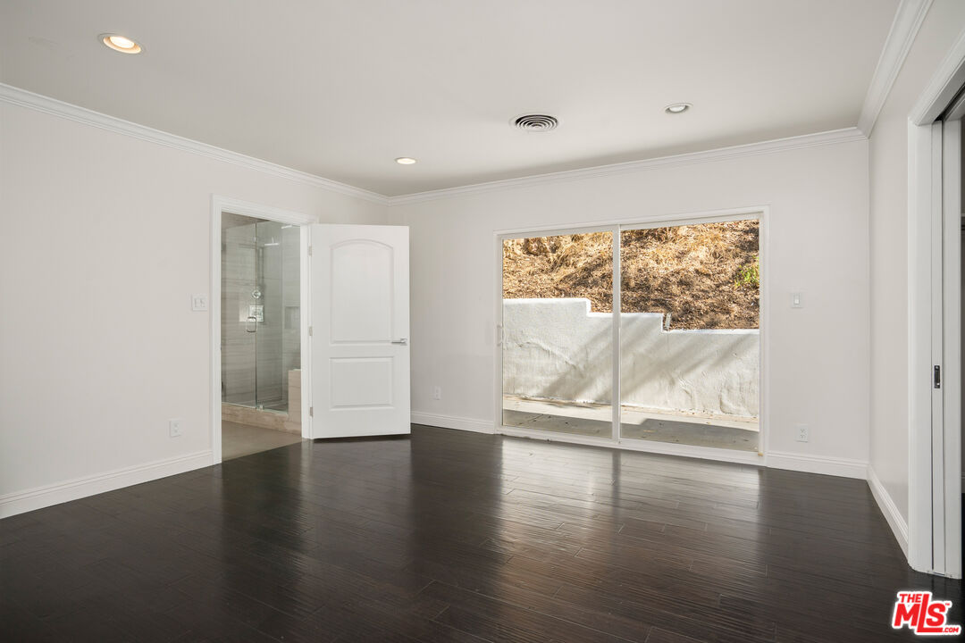 9809 Melinda Dr