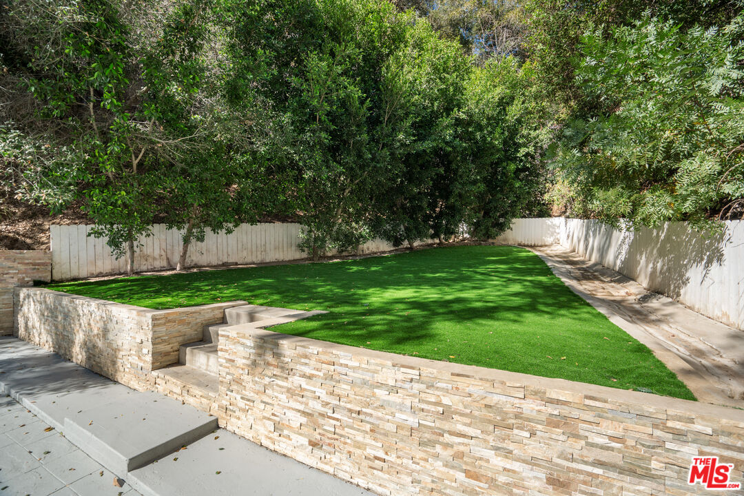 9809 Melinda Dr