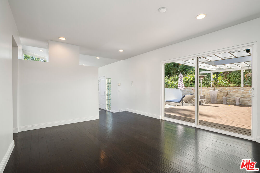9809 Melinda Dr